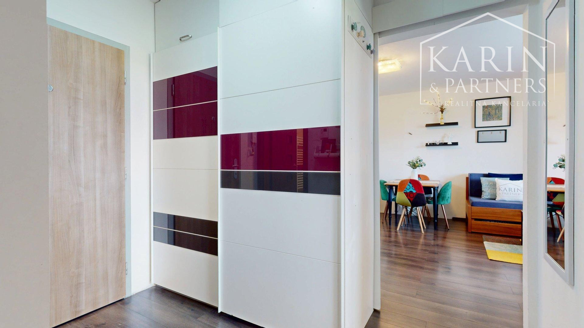 REZERVOVANÉ - Veľmi pekný 2 izbový byt v Novej Dedinke na predaj