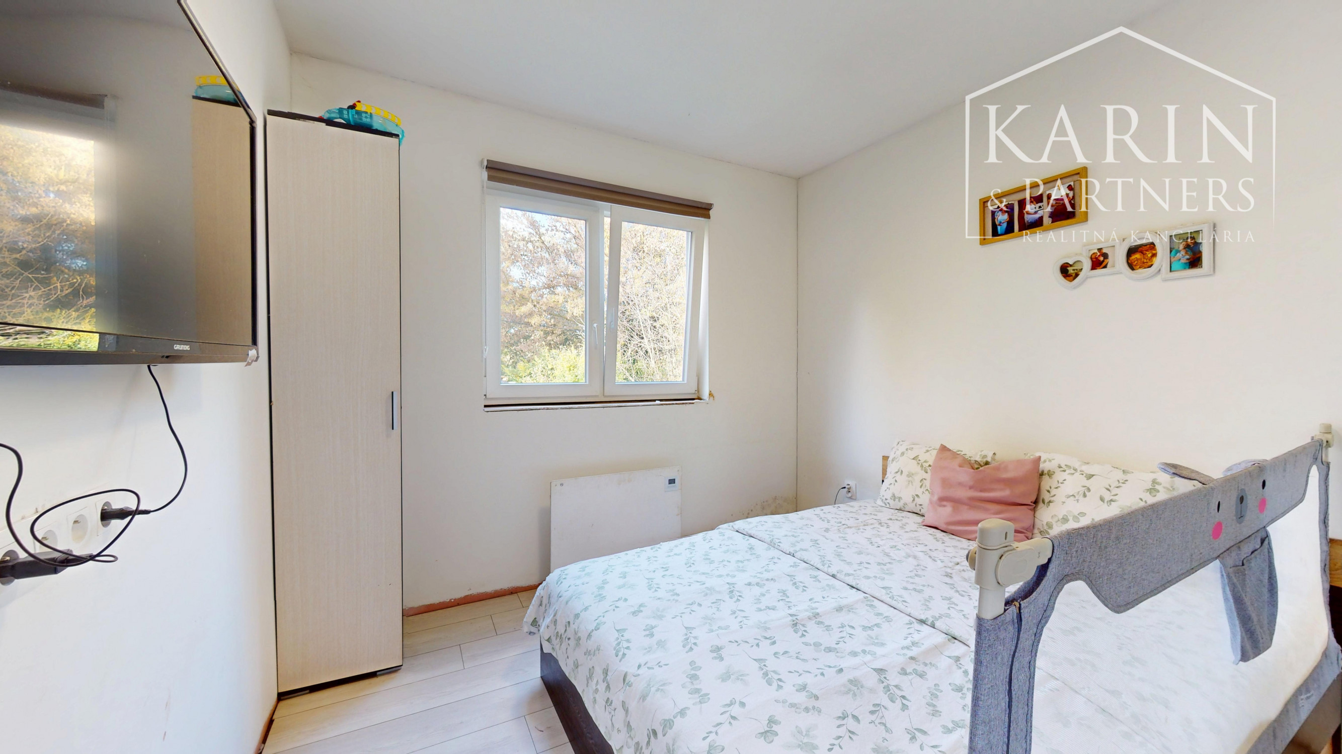 KOMPLETNE ZARIADENÝ 3I DREVODOM V CHATOVEJ OSADE