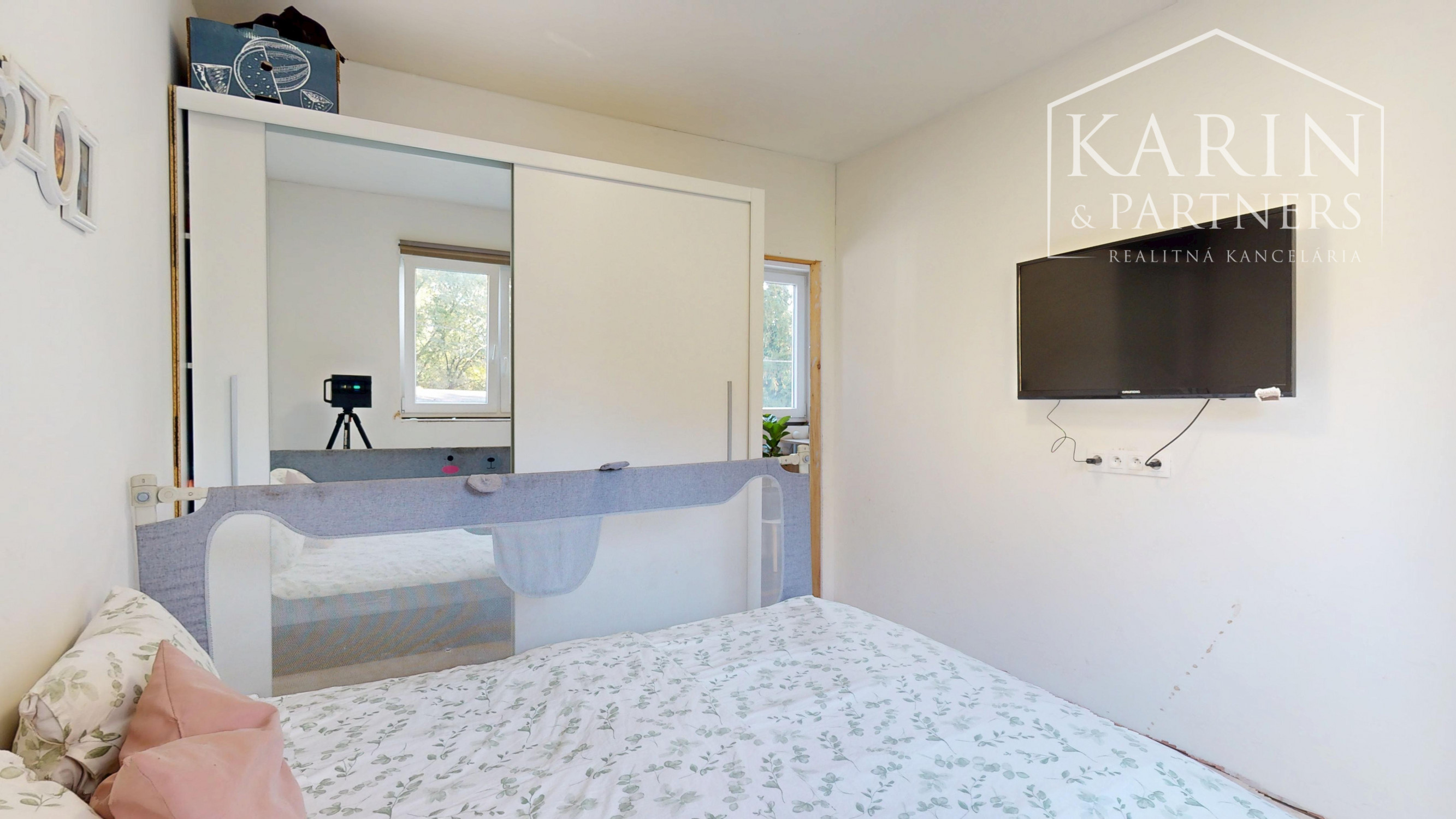 KOMPLETNE ZARIADENÝ 3I DREVODOM V CHATOVEJ OSADE