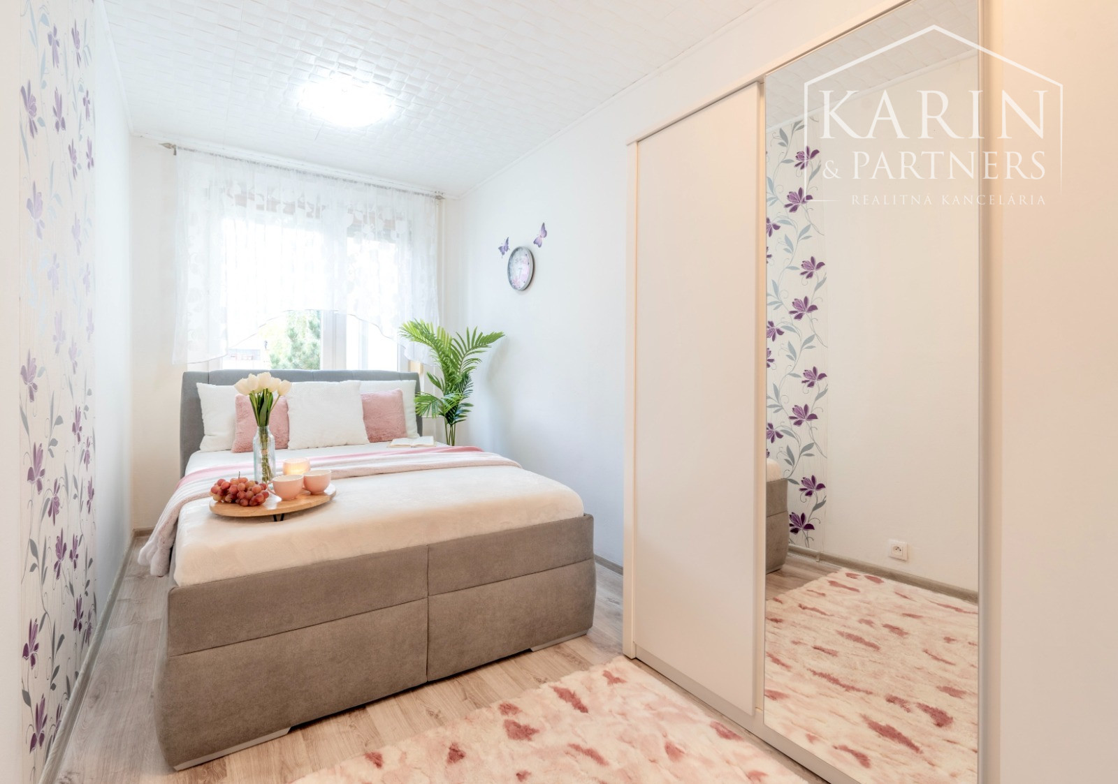 REZERVOVANÉ!!! ŠTÝLOVÝ DVOJIZBOVÝ BYT - KOMPLETNÁ REKONŠTRUKCIA