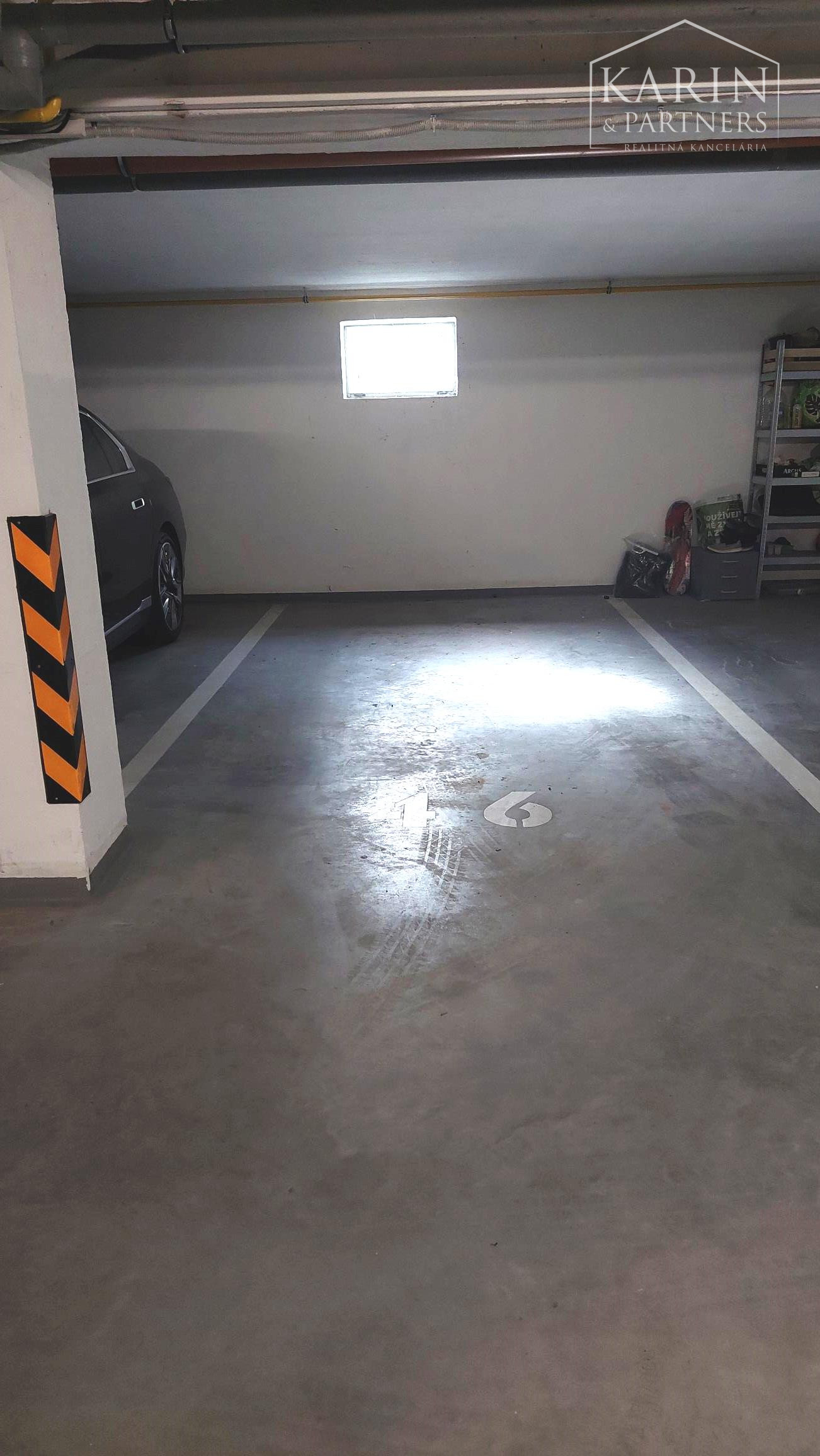 Vajnory - 3 izbový byt s loggiou, pivnicou  a parkovaním