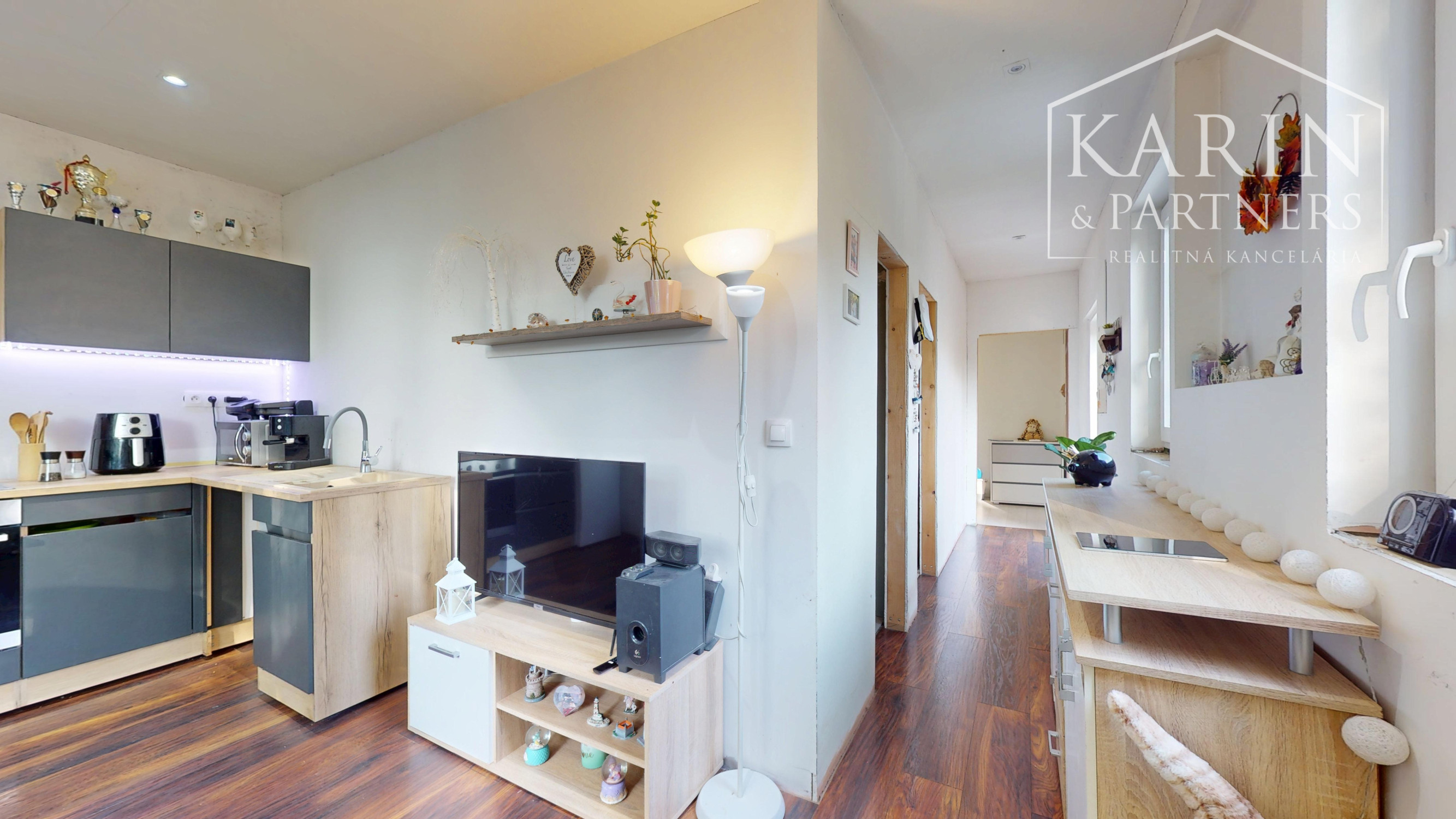 KOMPLETNE ZARIADENÁ NOVOSTAVBA REKREAČNEJ CHATY