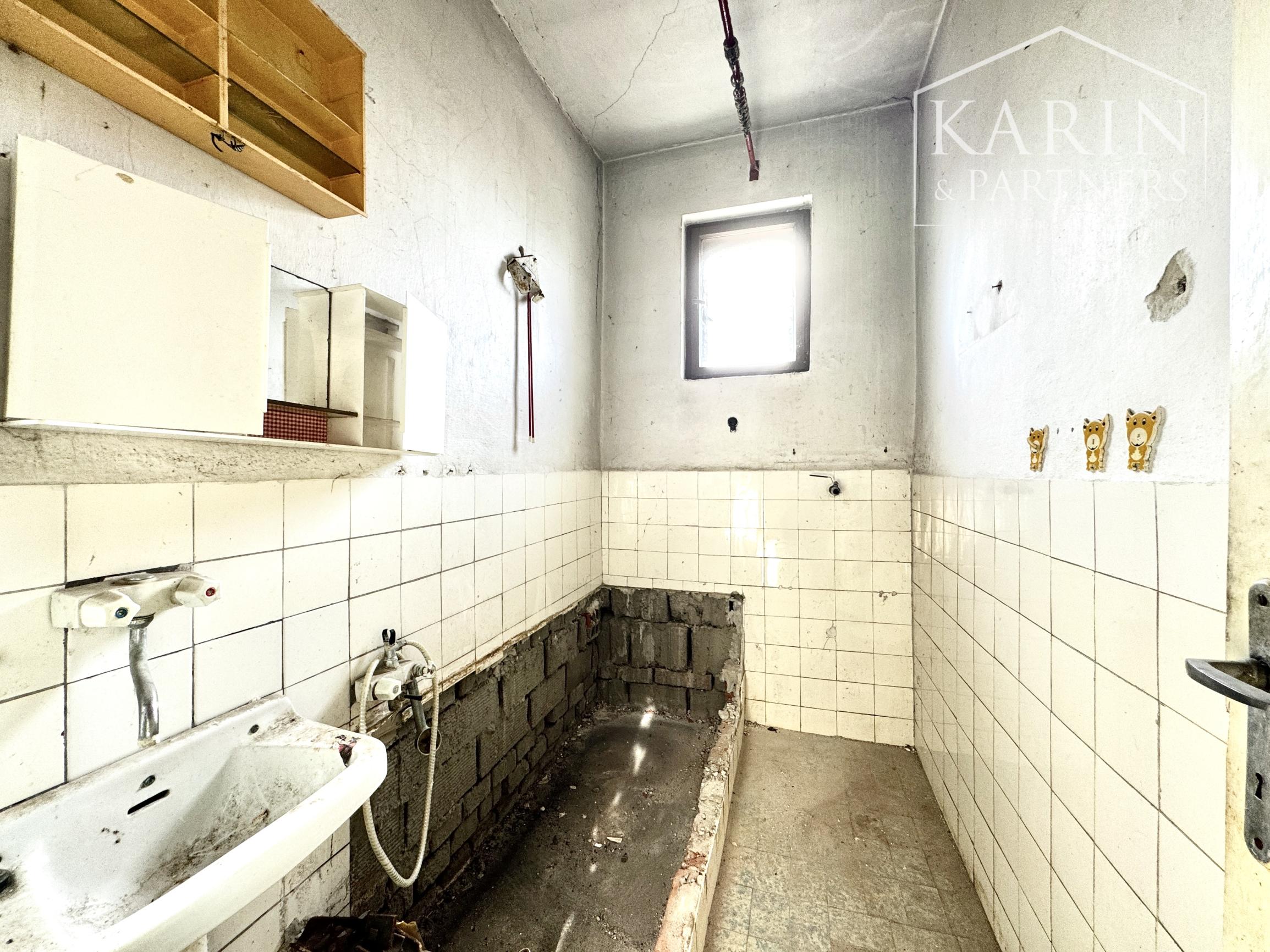 Priestranný 4-izbový rodinný dom, Petrova Ves