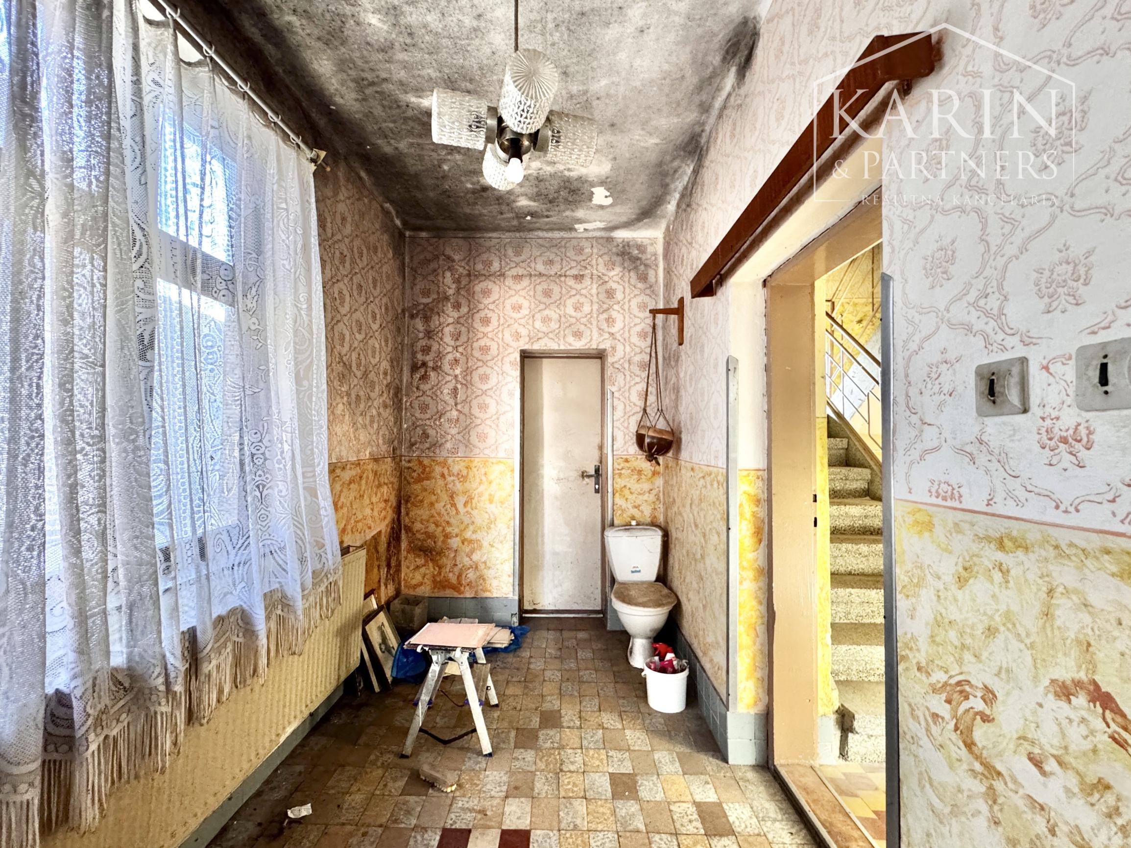 Priestranný 4-izbový rodinný dom, Petrova Ves