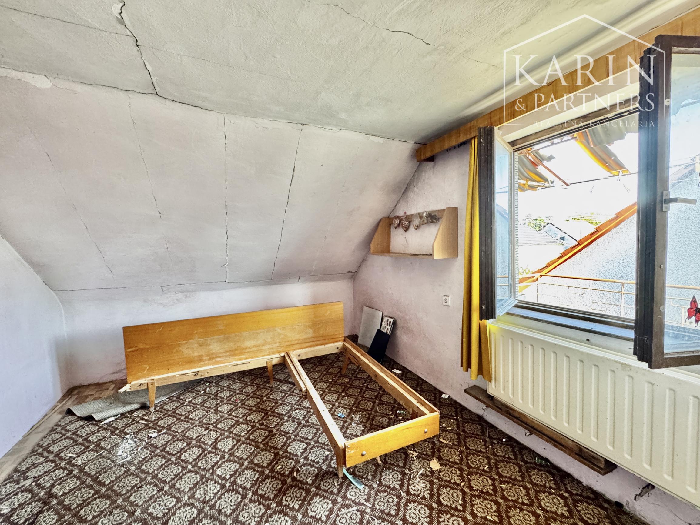 Priestranný 4-izbový rodinný dom, Petrova Ves