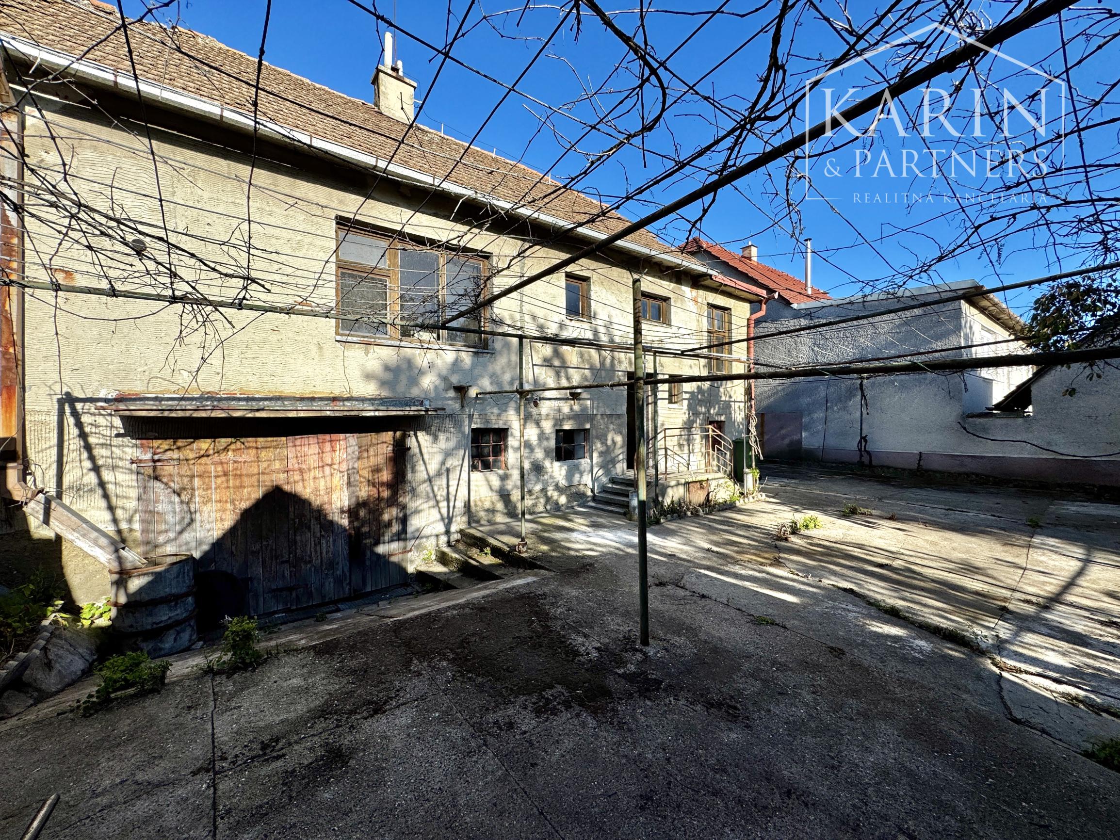 Priestranný 4-izbový rodinný dom, Petrova Ves