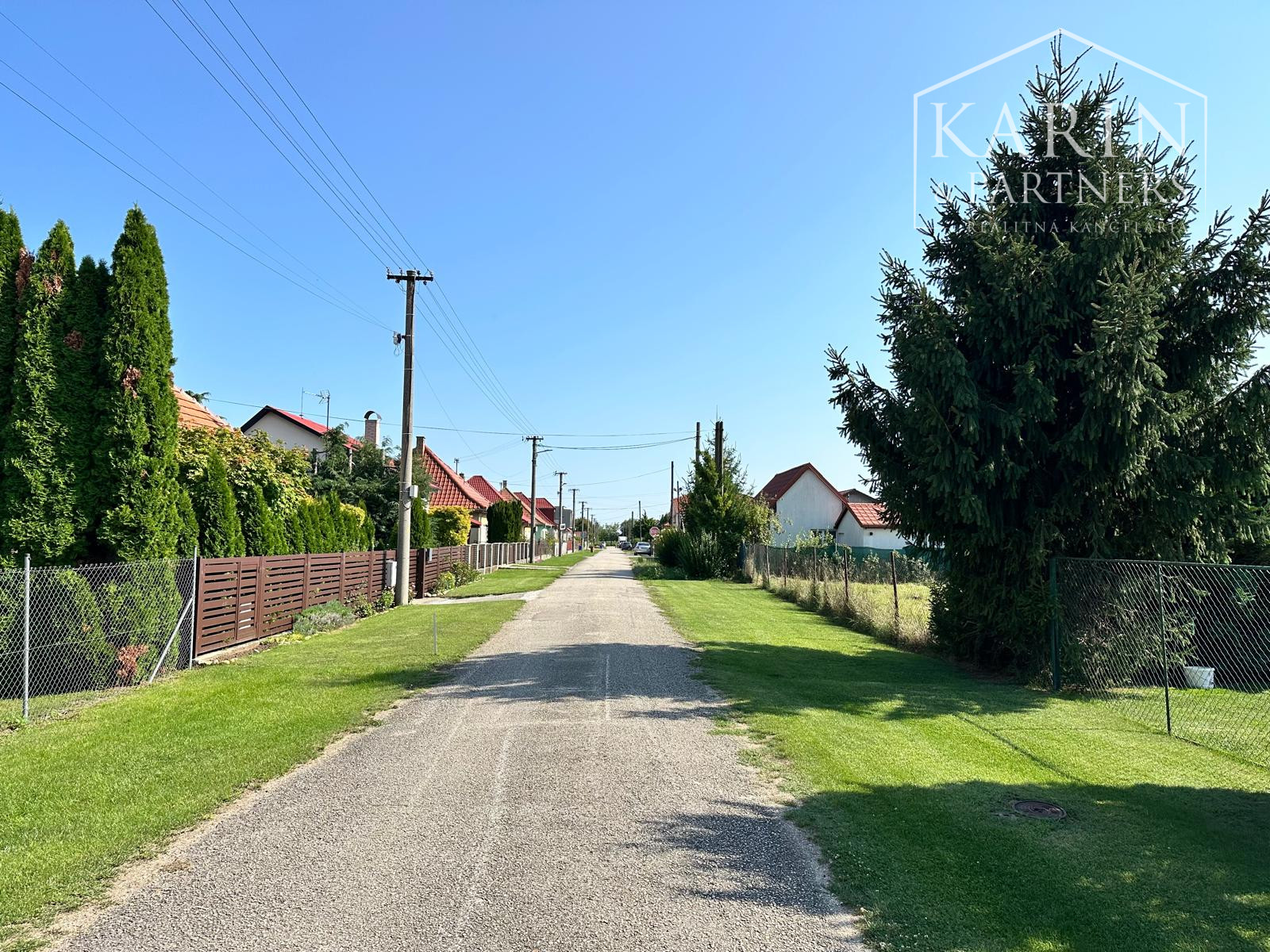 Stavebný pozemok v obci Poľný Kesov –  567 m2