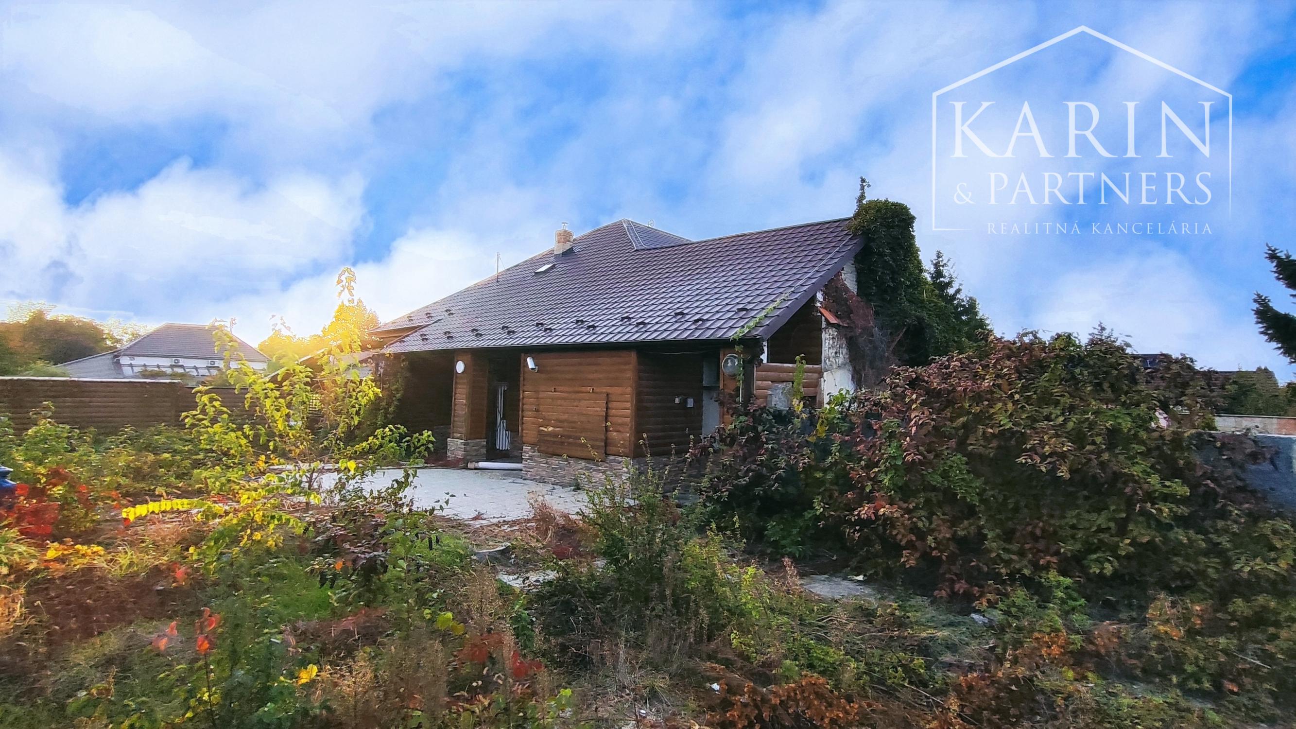 NA PREDAJ-Prevádzková budova+3i byt v centre obce Palárikovo