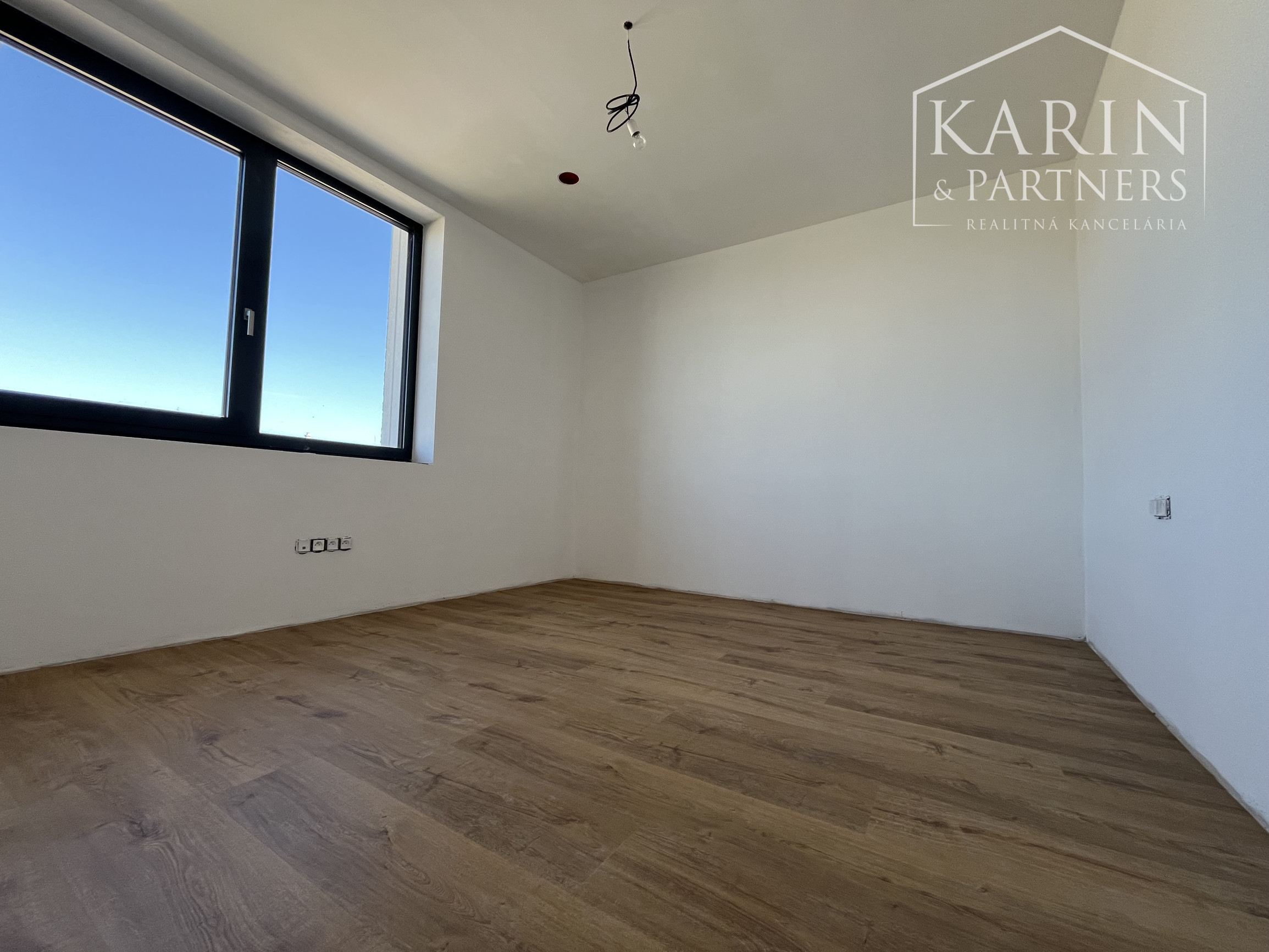 Moderný 4-izbový, pasívny rodinný dom v oáze pohody –  Lipová alej