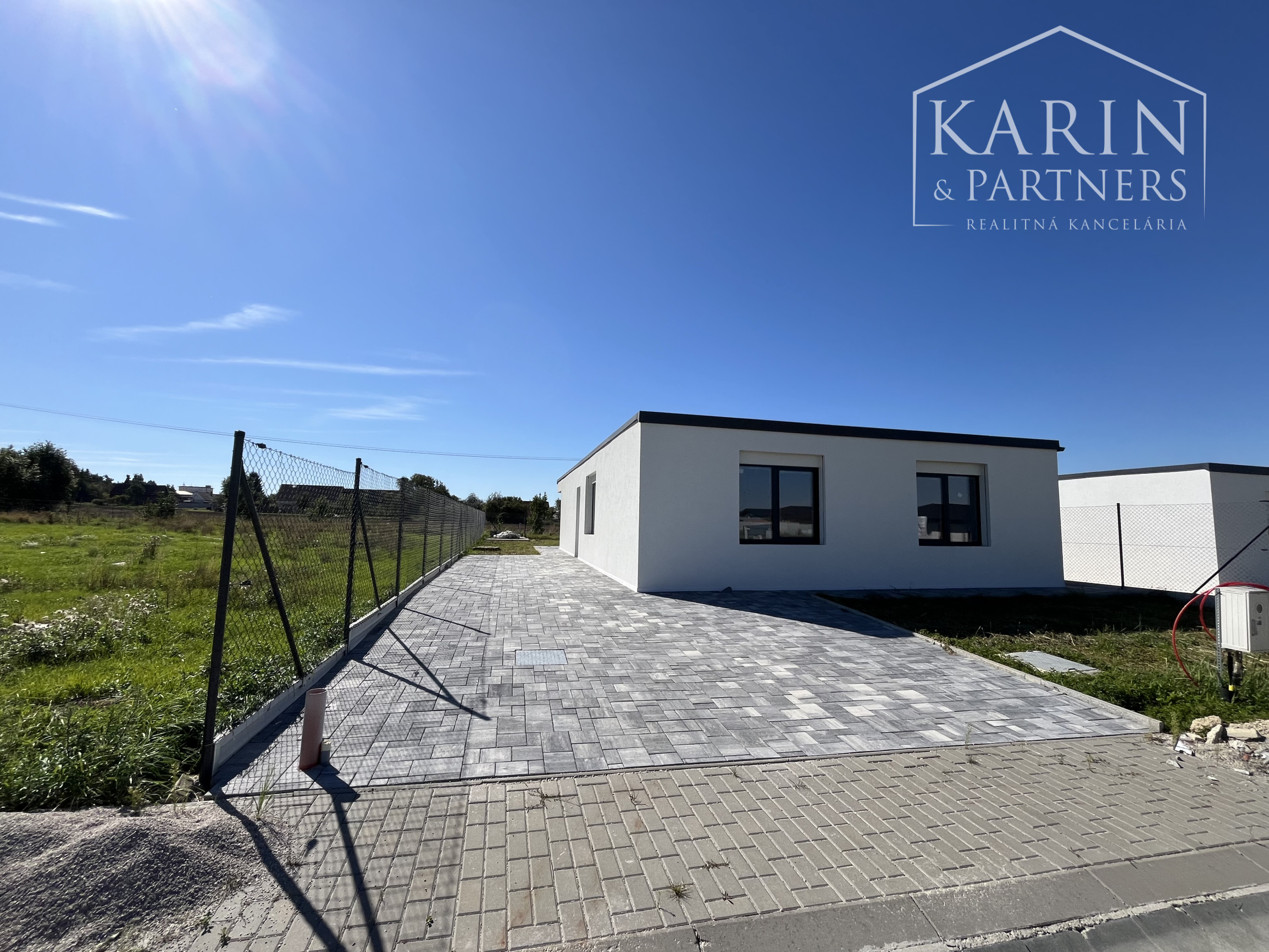 Moderný 4-izbový, pasívny rodinný dom v oáze pohody –  Lipová alej