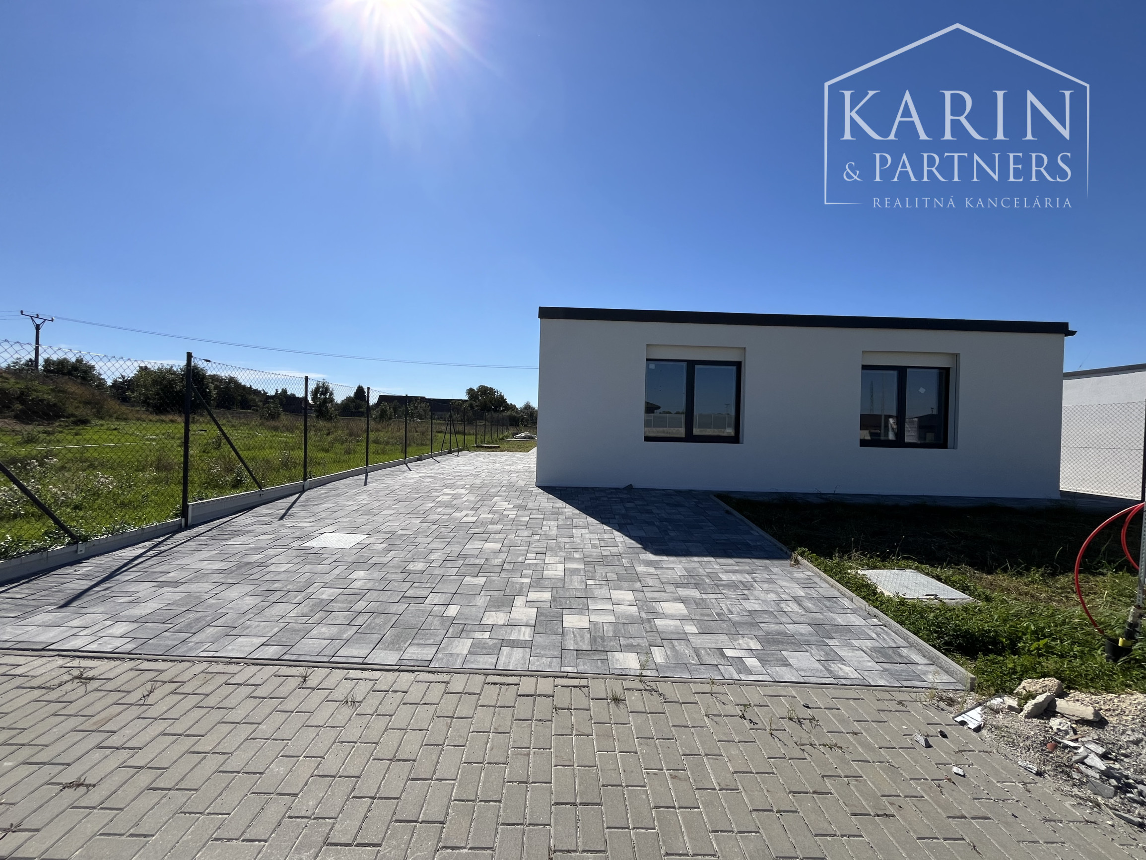 Moderný 4-izbový, pasívny rodinný dom v oáze pohody –  Lipová alej