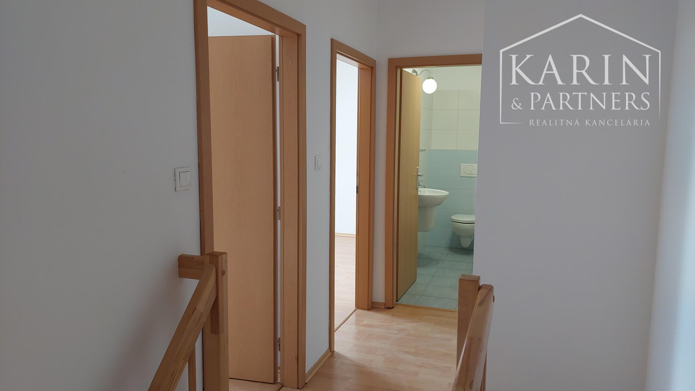 REZERVOVANÉ - 3 izbový mezanínový byt v Senci