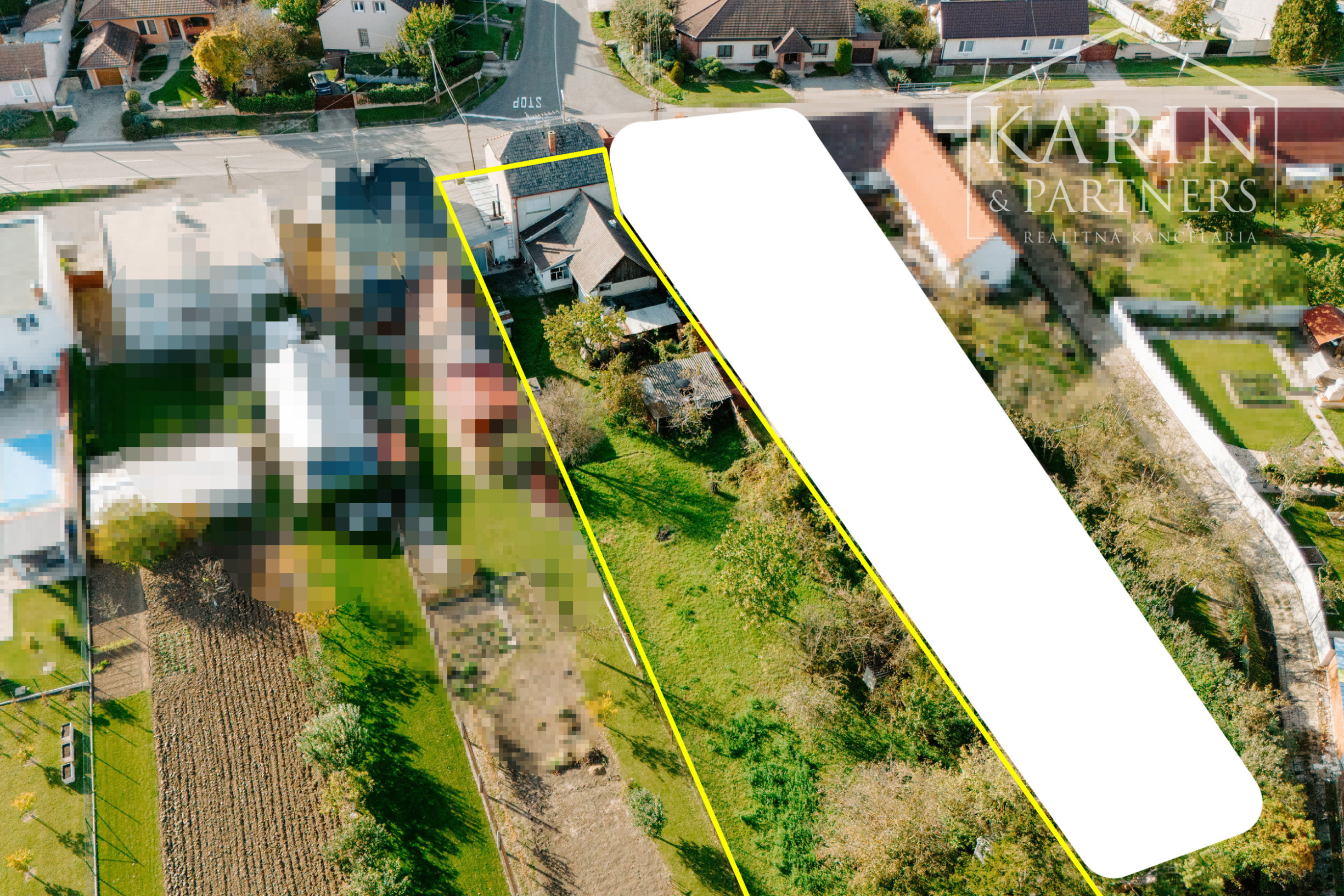 5i. rodinný dom v pôvodnom stave v obci Petrova Ves