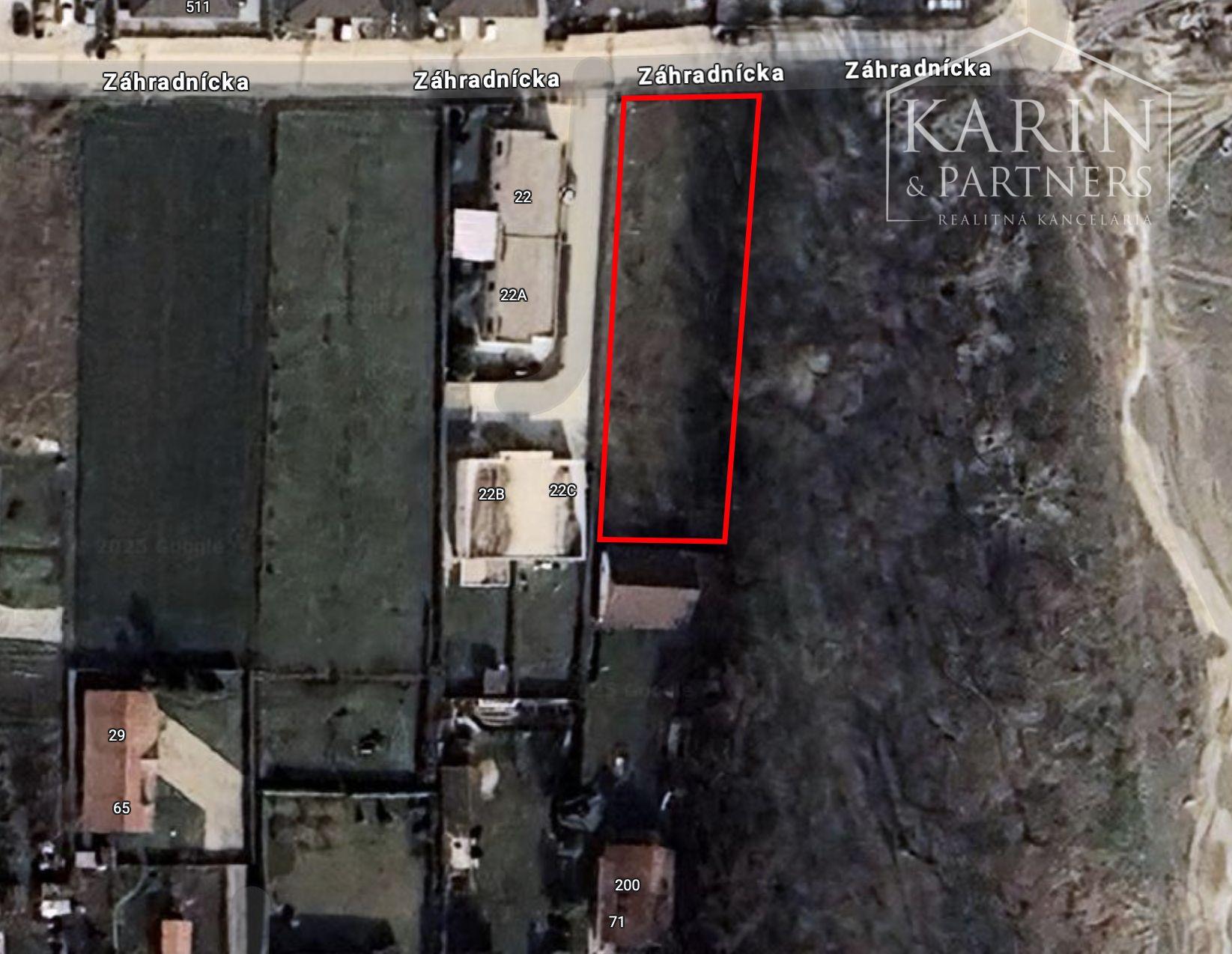 Stavebný pozemok 1 072 m2  -  Hrubá Borša okr. Senec