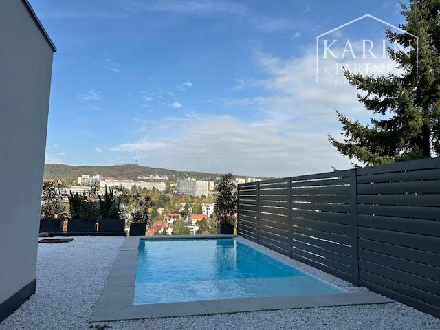 Vila pri Horskom parku na predaj.