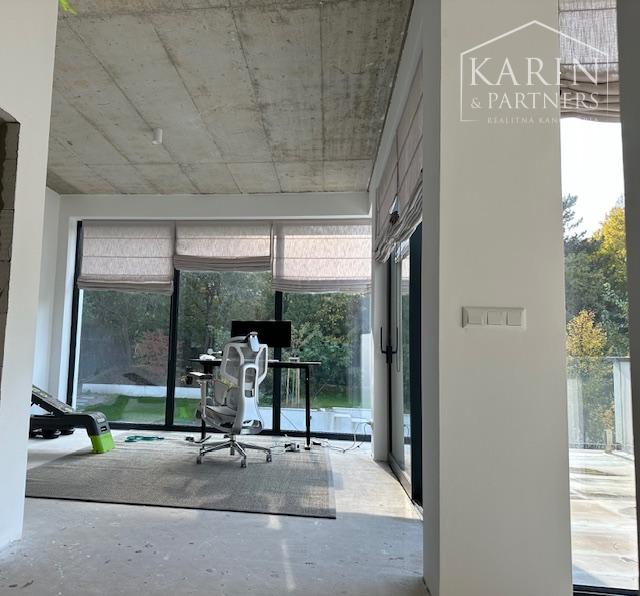 Vila pri Horskom parku na predaj.