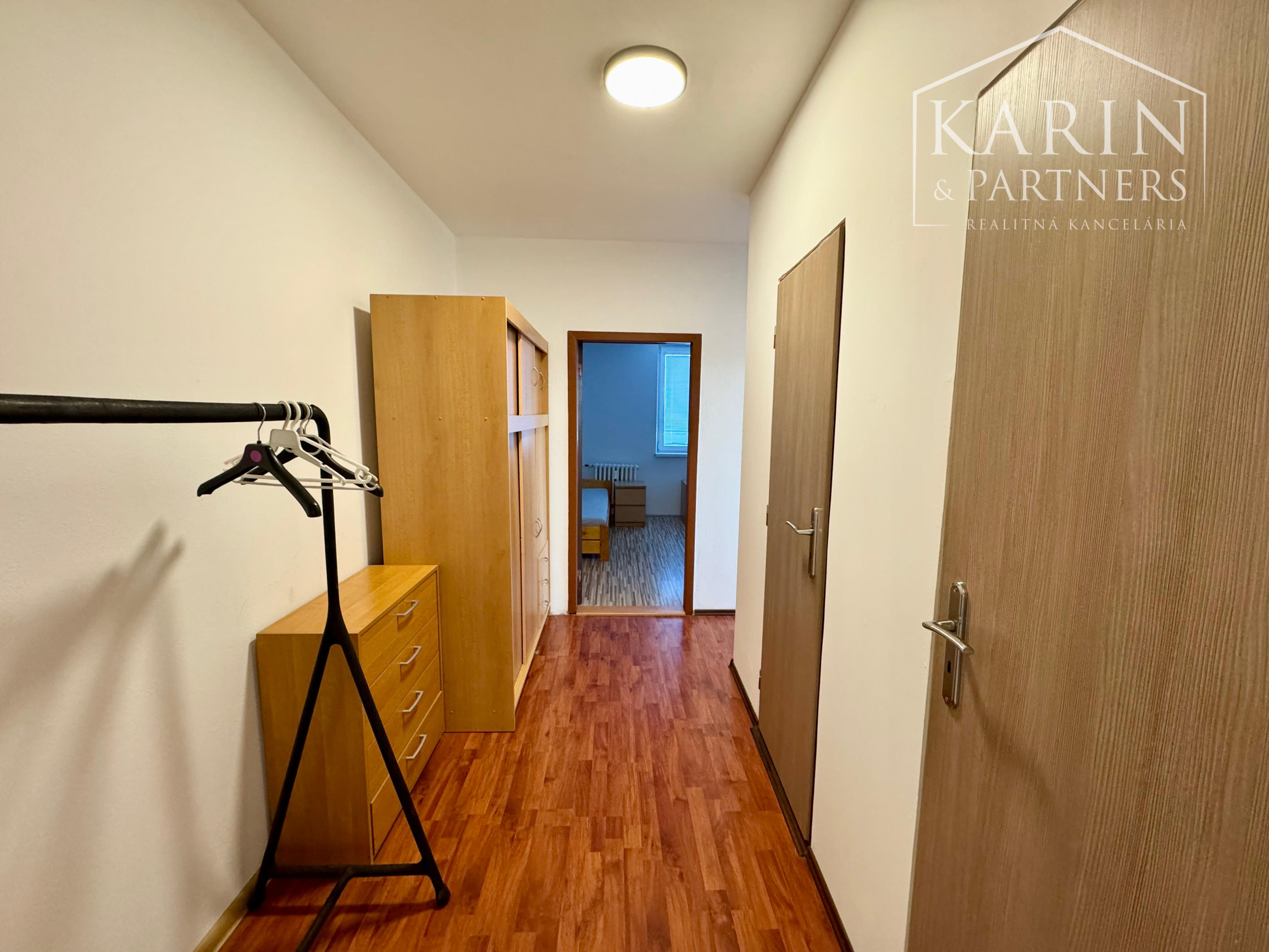 3i ZARIADENÝ BYT NA PRENÁJOM, D.RAPANTA, HOLÍČ