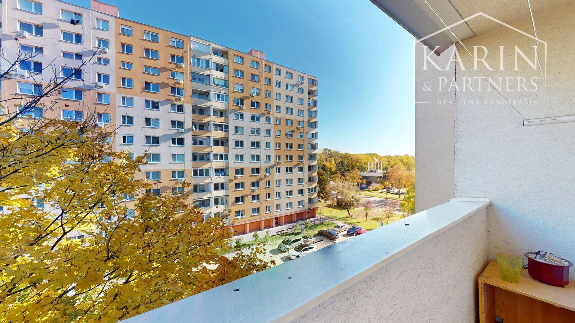 KOMPLETNE ZARIADENÝ 3I BYT S 2 LODŽIAMI A PIVNICOU