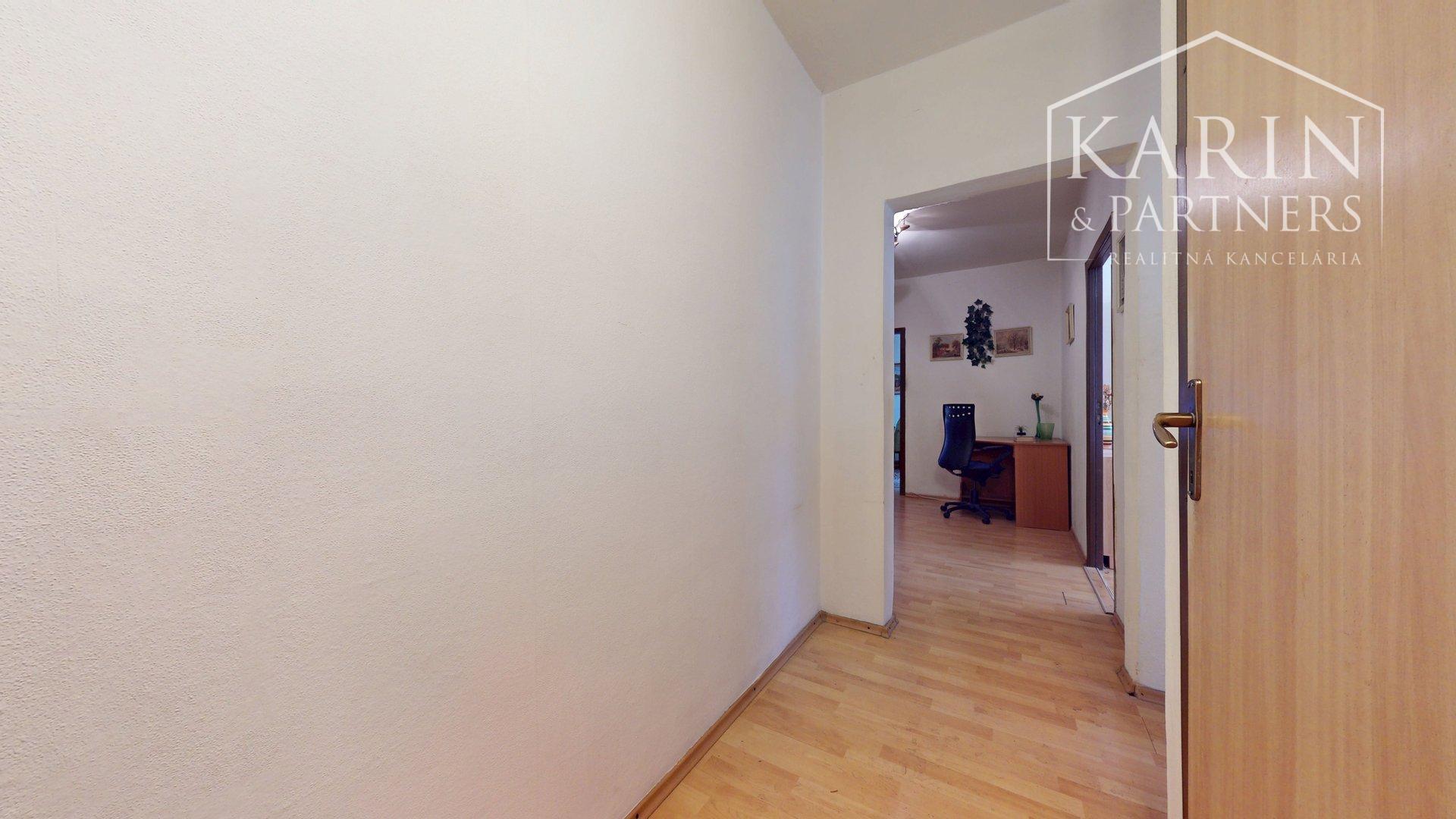 KOMPLETNE ZARIADENÝ 3I BYT S 2 LODŽIAMI A PIVNICOU