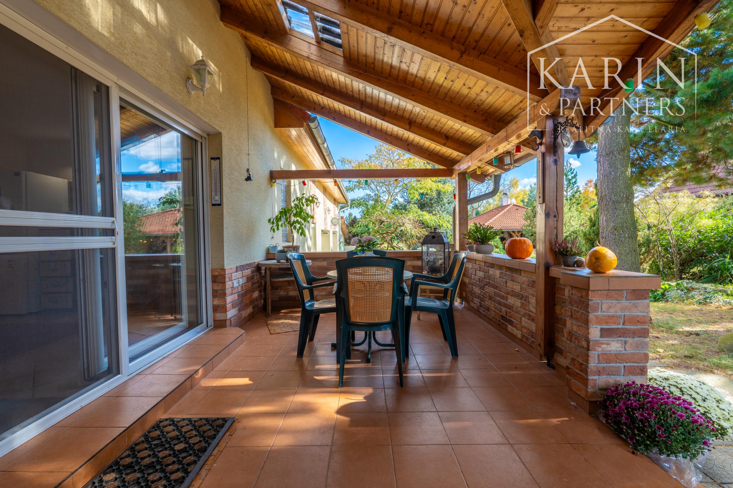 Hacienda v srdci prírody – jedinečný rodinný dom v obci Jesenské