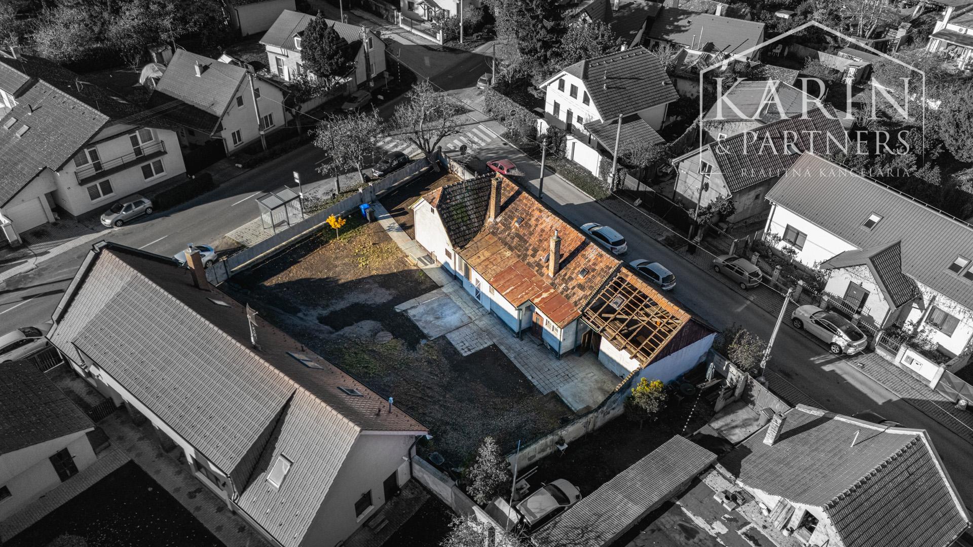 Na predaj starší rodinný dom v Šamoríne, ul. Gútorská Cesta