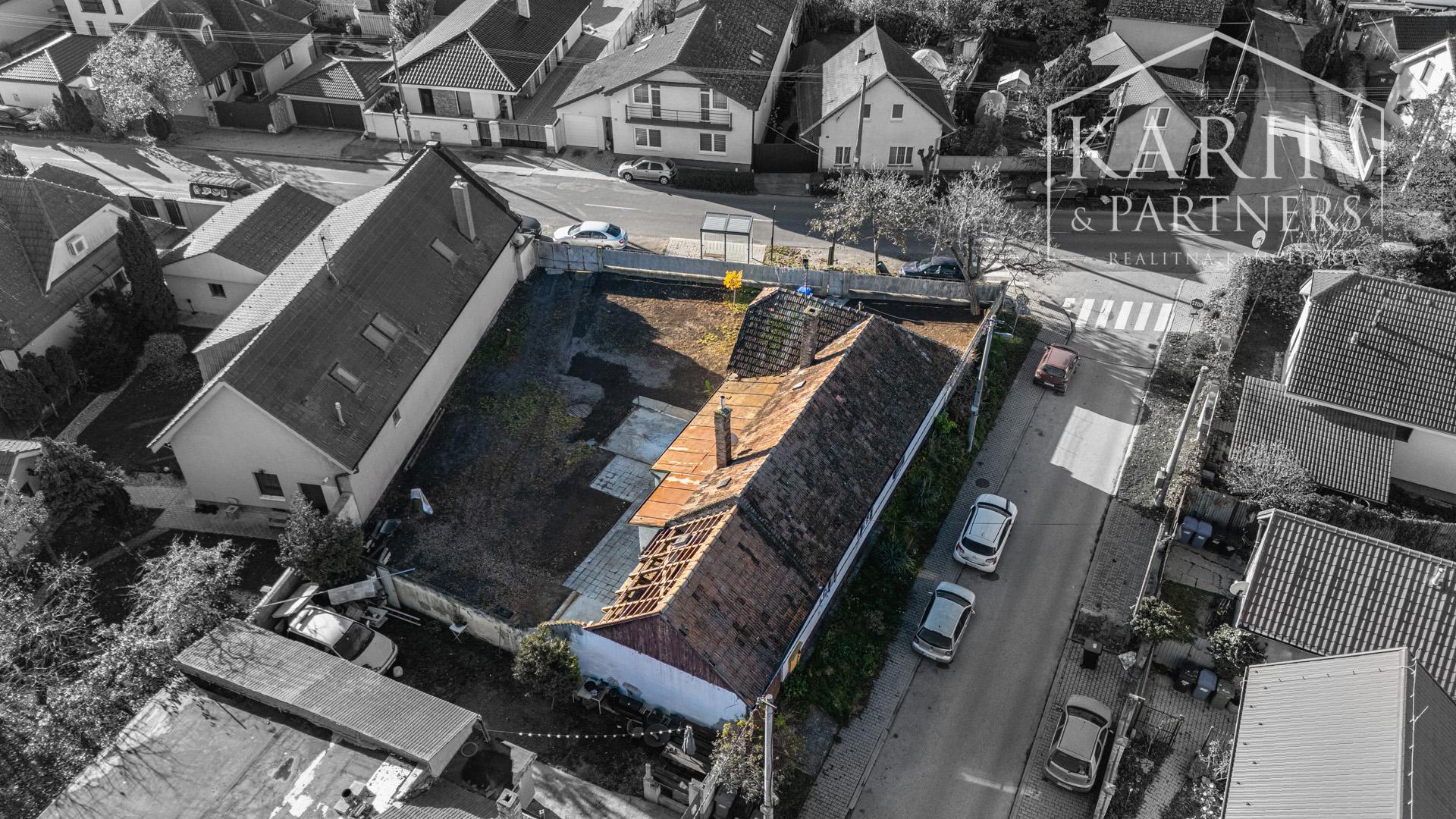 Na predaj starší rodinný dom v Šamoríne, ul. Gútorská Cesta