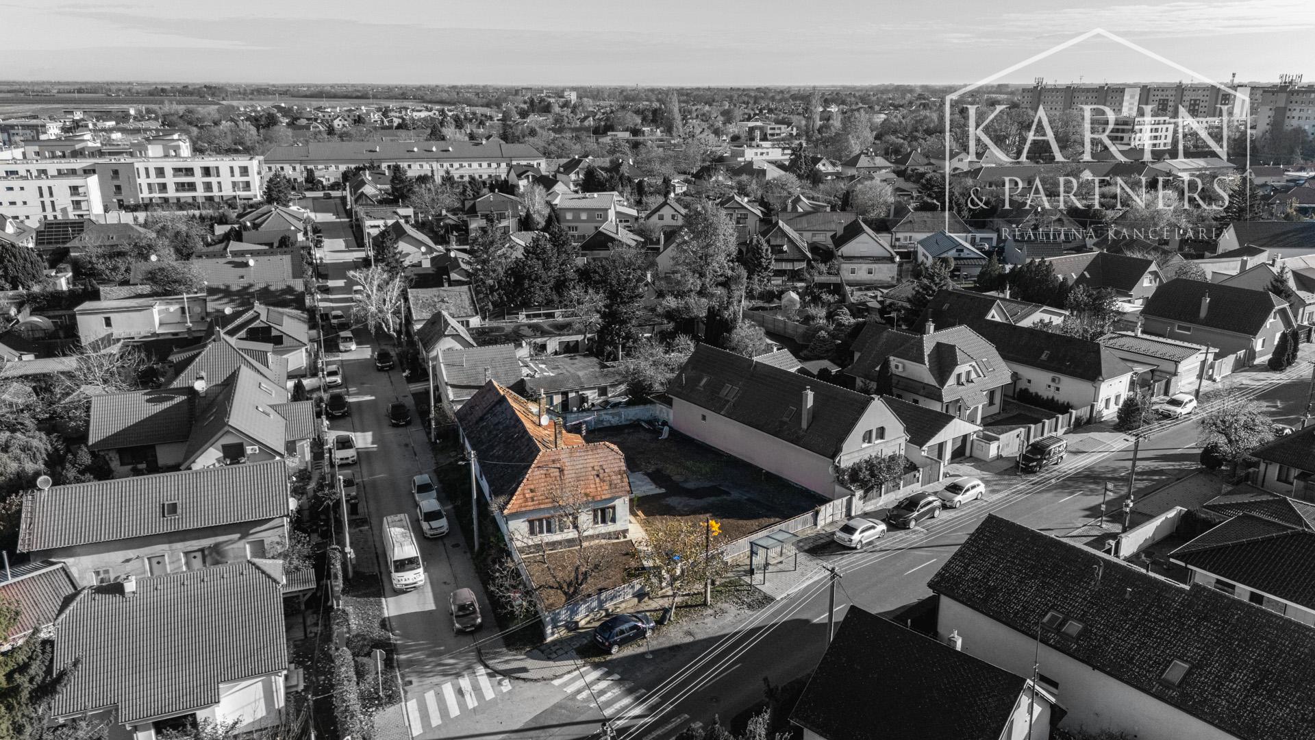 Na predaj stavebný pozemok priamo v Šamoríne, ul. Gútorská Cesta