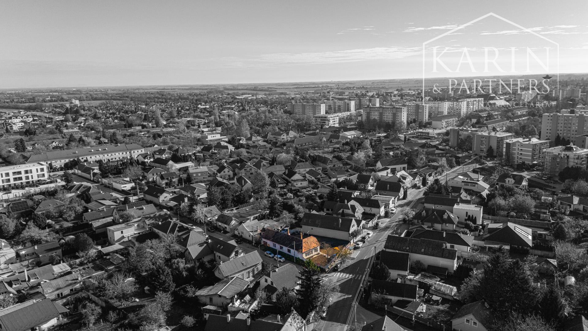 Na predaj stavebný pozemok priamo v Šamoríne, ul. Gútorská Cesta