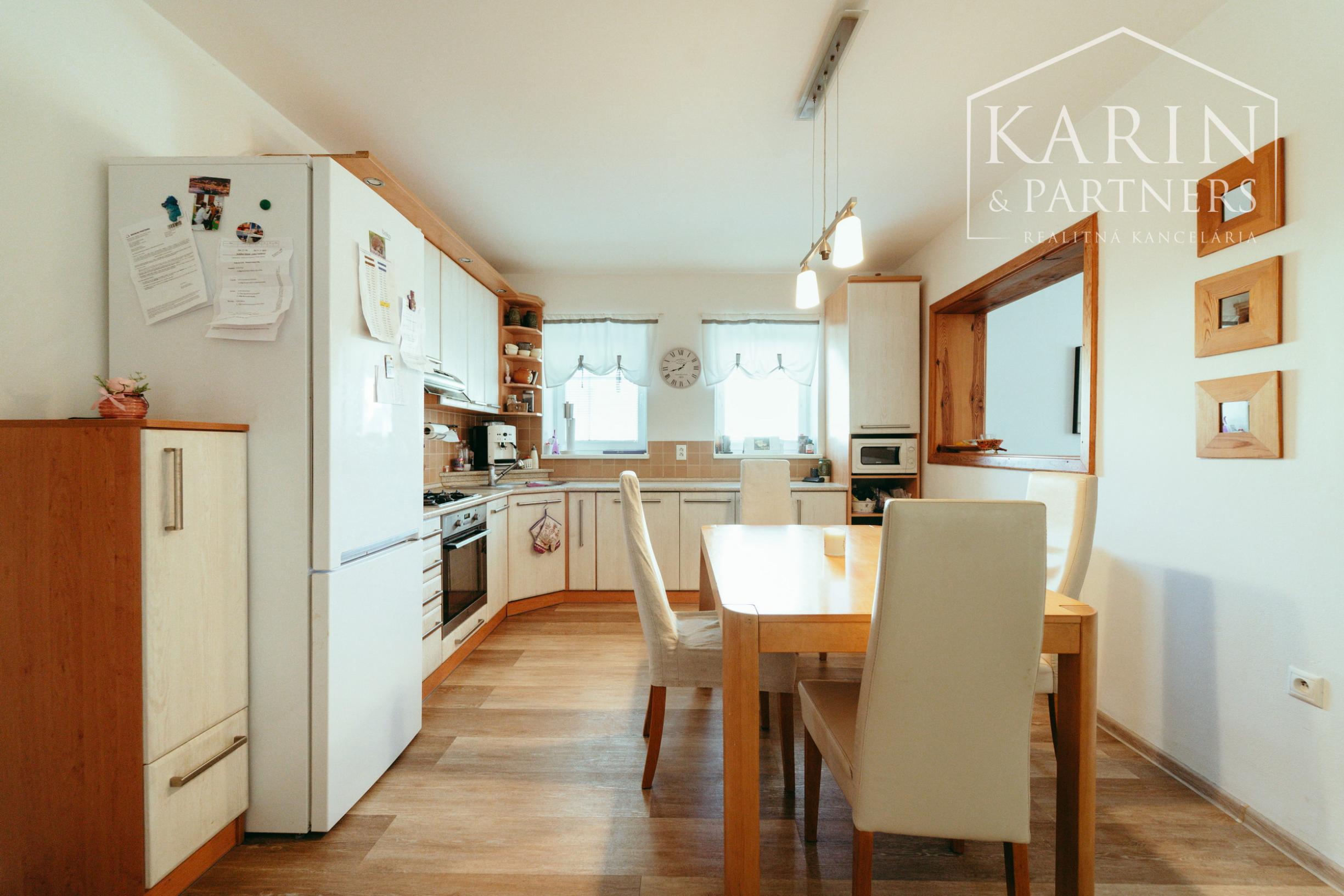 5i rodinný dom po rekonštrukcii v obci Brodské