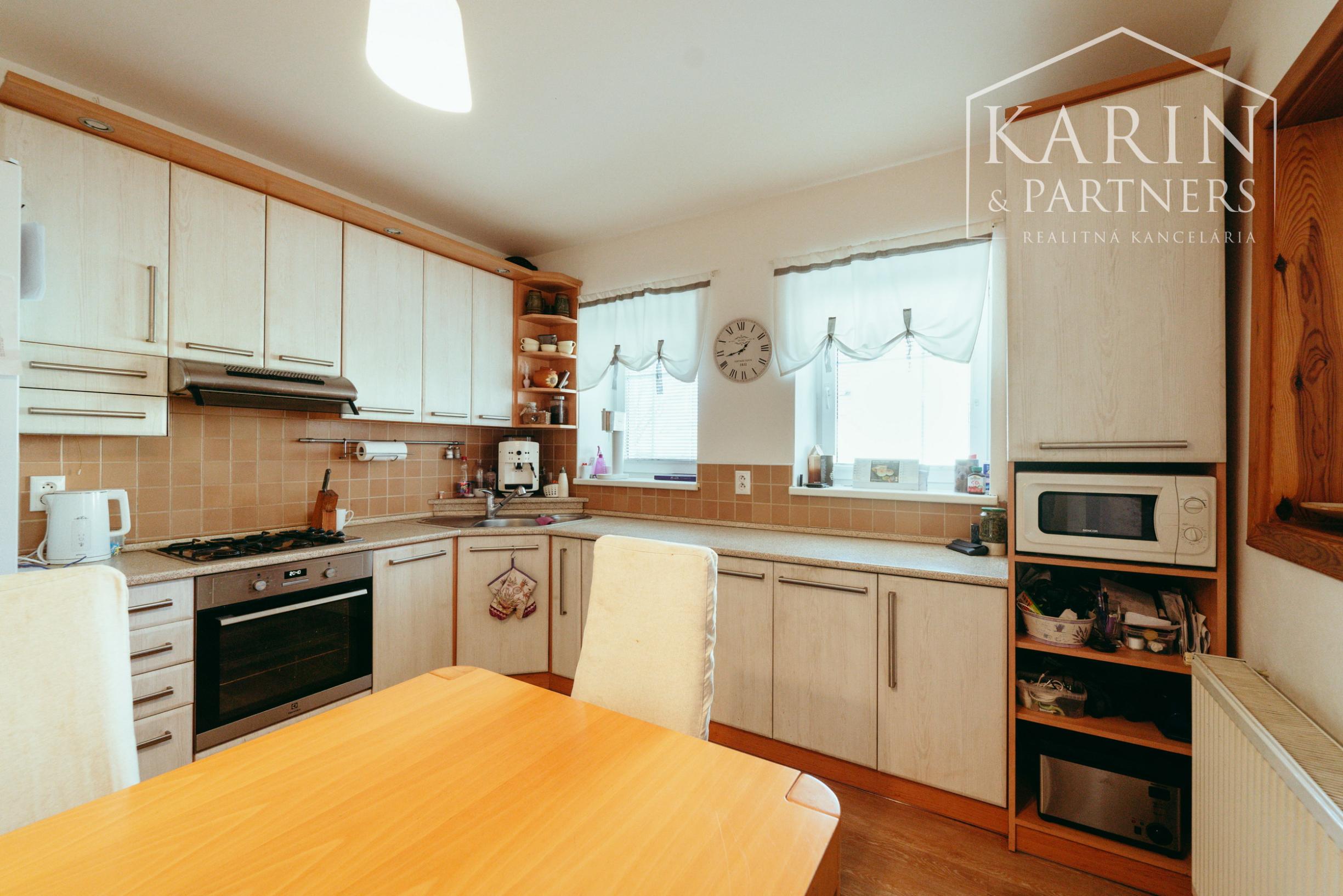 5i rodinný dom po rekonštrukcii v obci Brodské