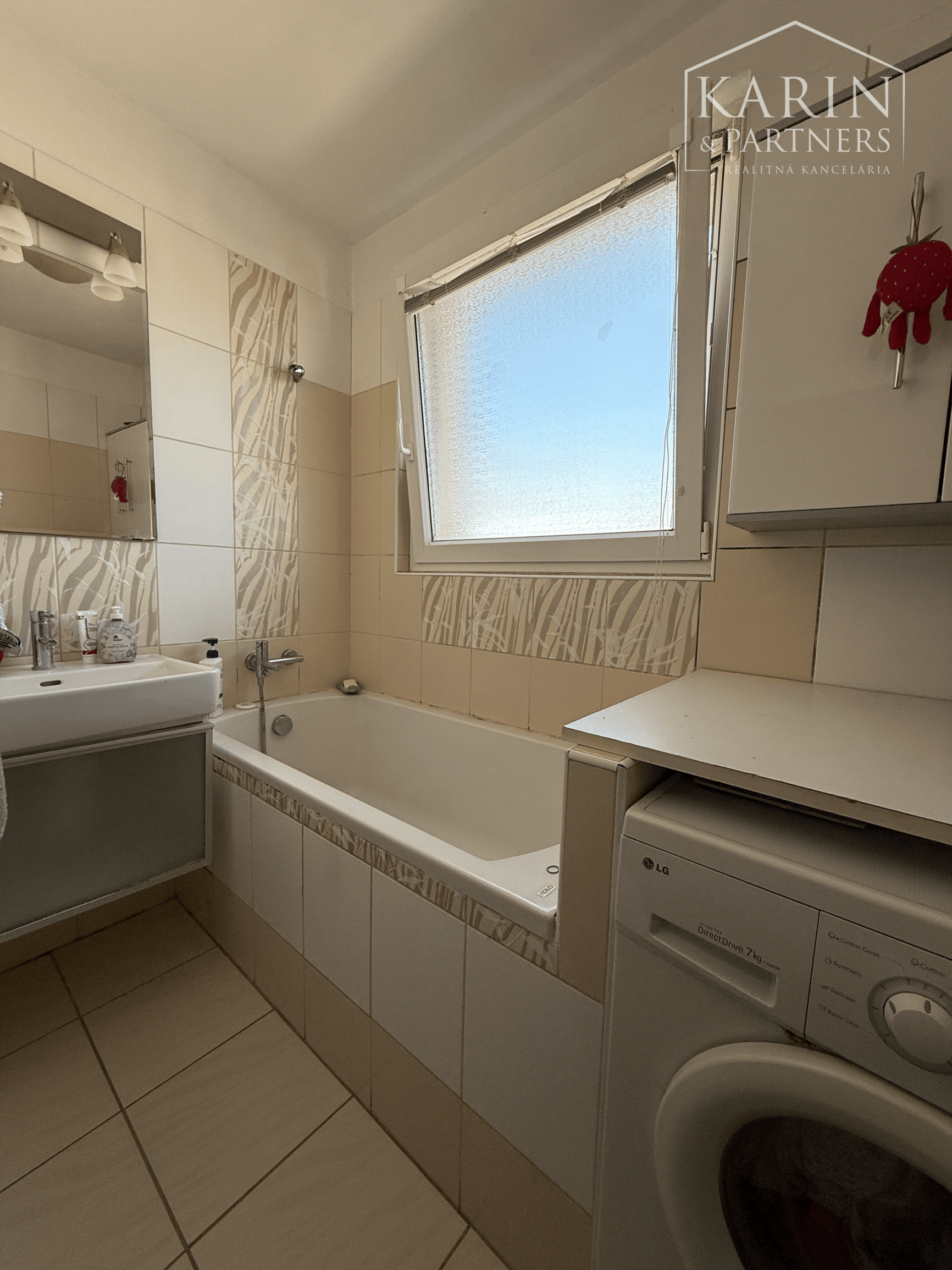 Na prenájom 3 izbový byt v Šamoríne, ul. Dunajská