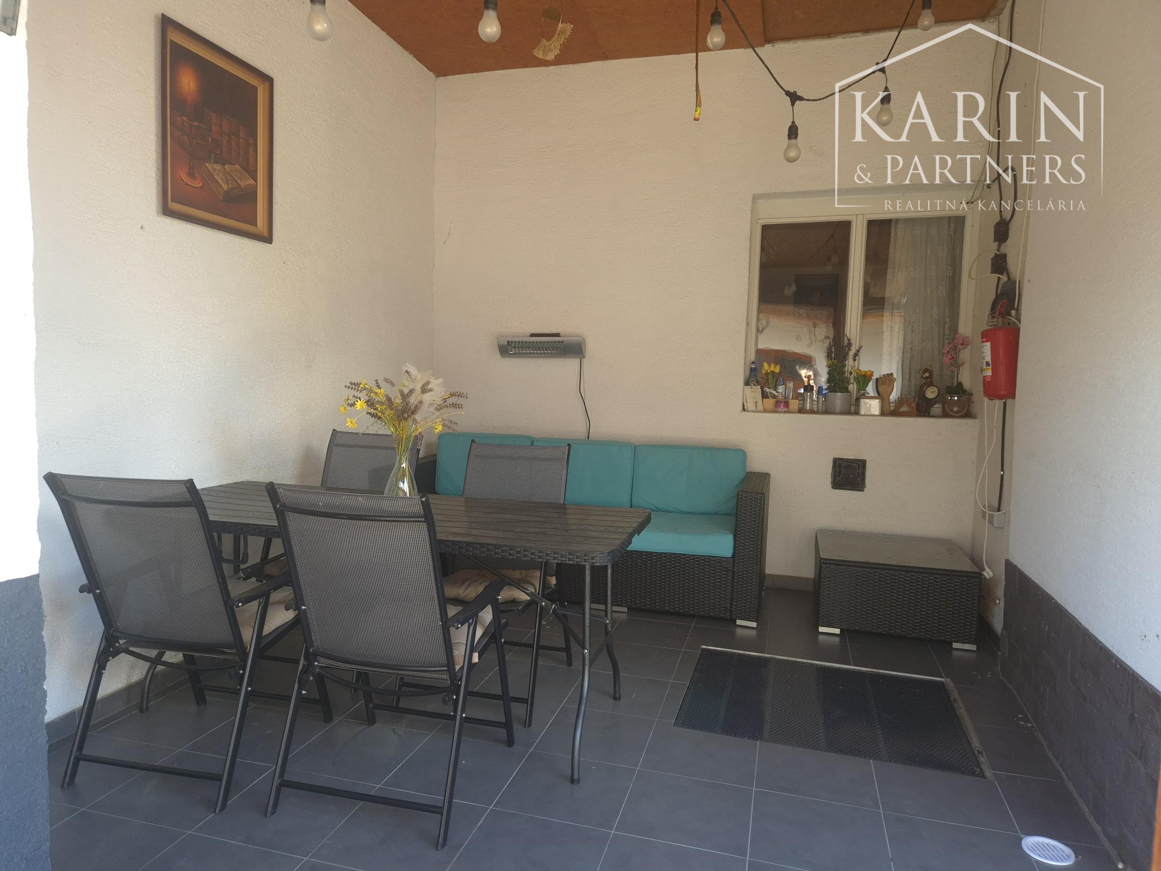 KOMPLETNE ZARIADENÝ 4I RODINNÝ DOM PO REKONŠTRUKCII