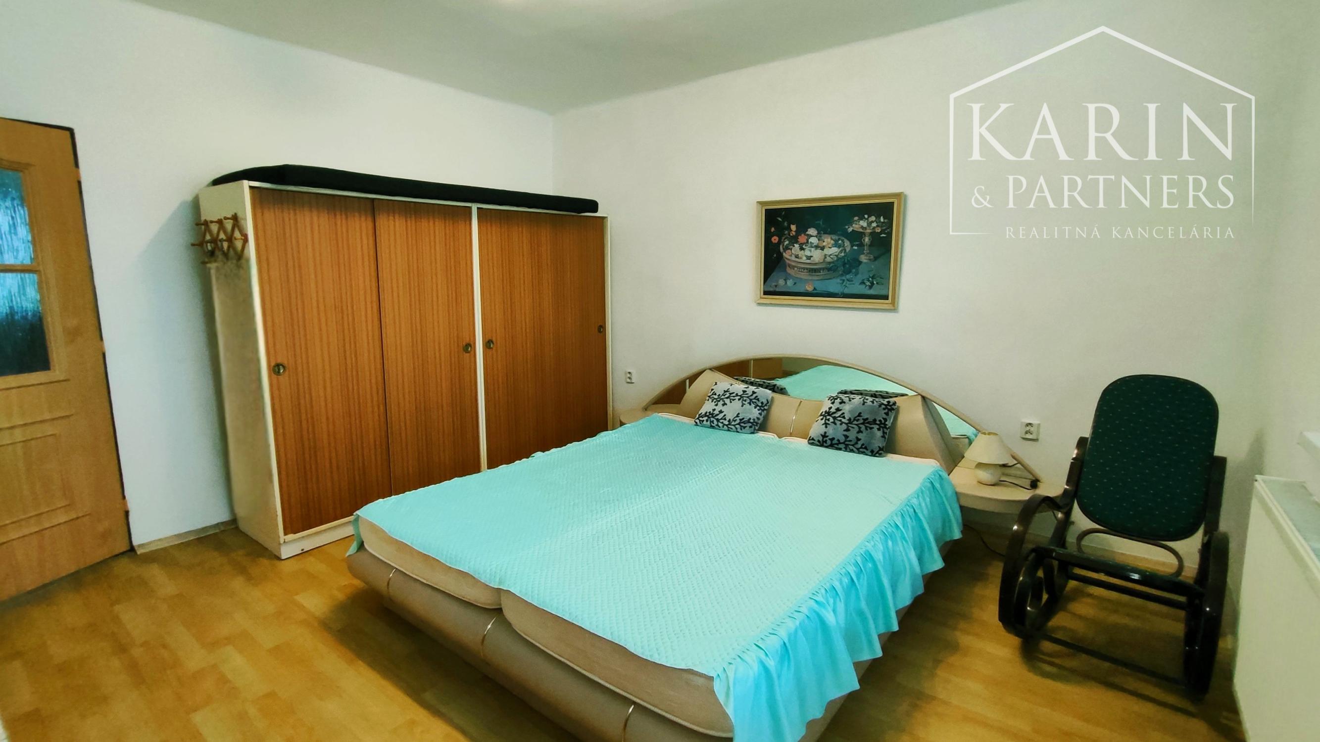 EXKLUZÍVNE na PREDAJ: Rodinný dom 4izbový s garážou, Palárikovo