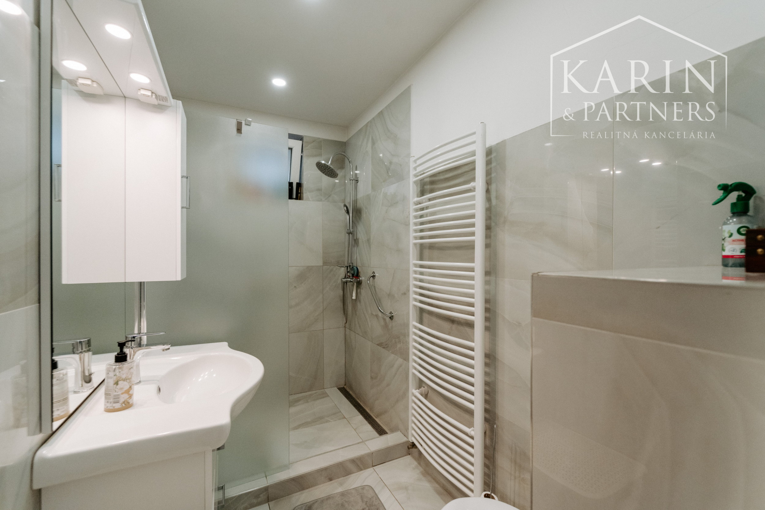 3i rodinný dom po čiastočnej rekonštrukcii v meste Šaštín-Stráže