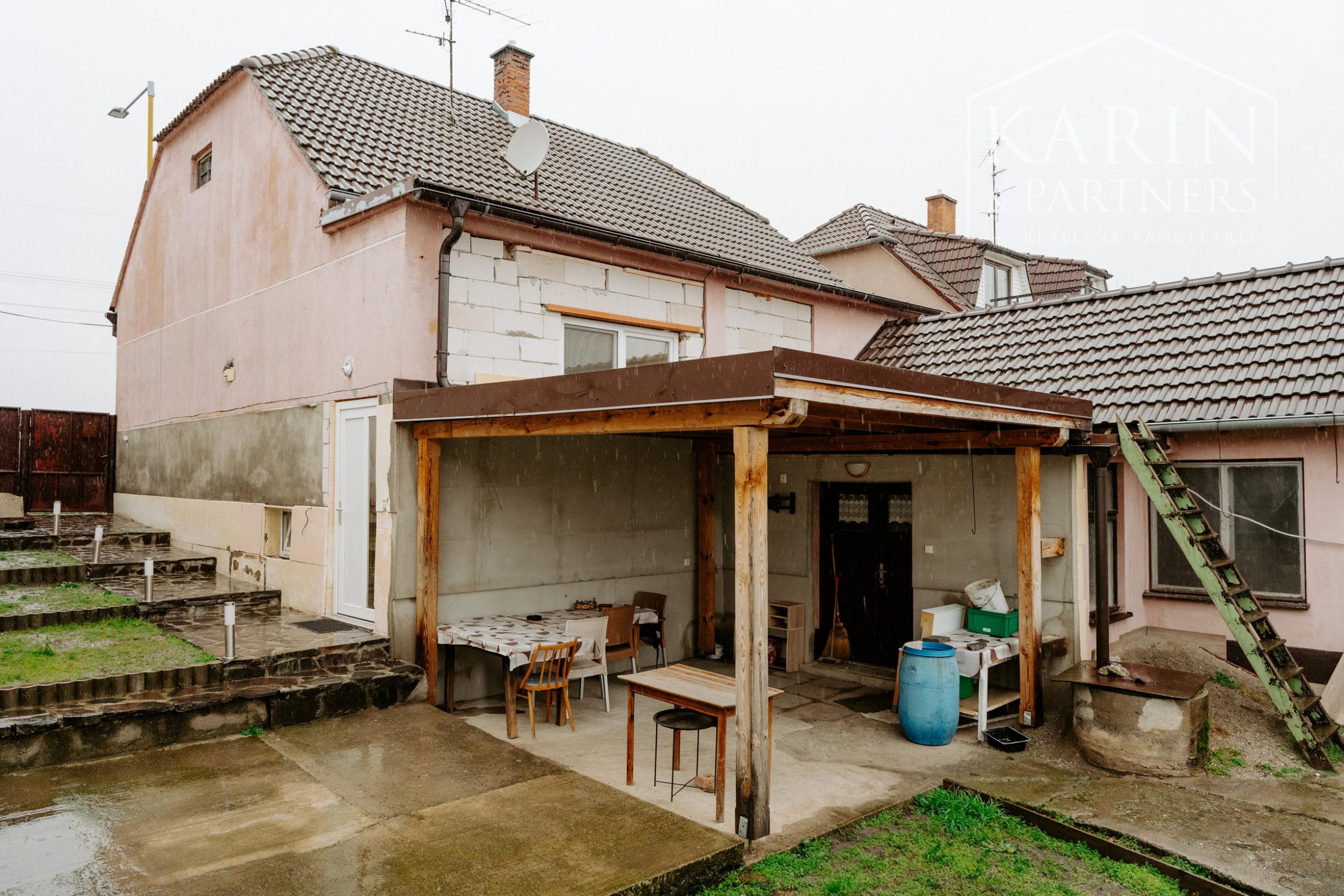 3i rodinný dom po čiastočnej rekonštrukcii v meste Šaštín-Stráže