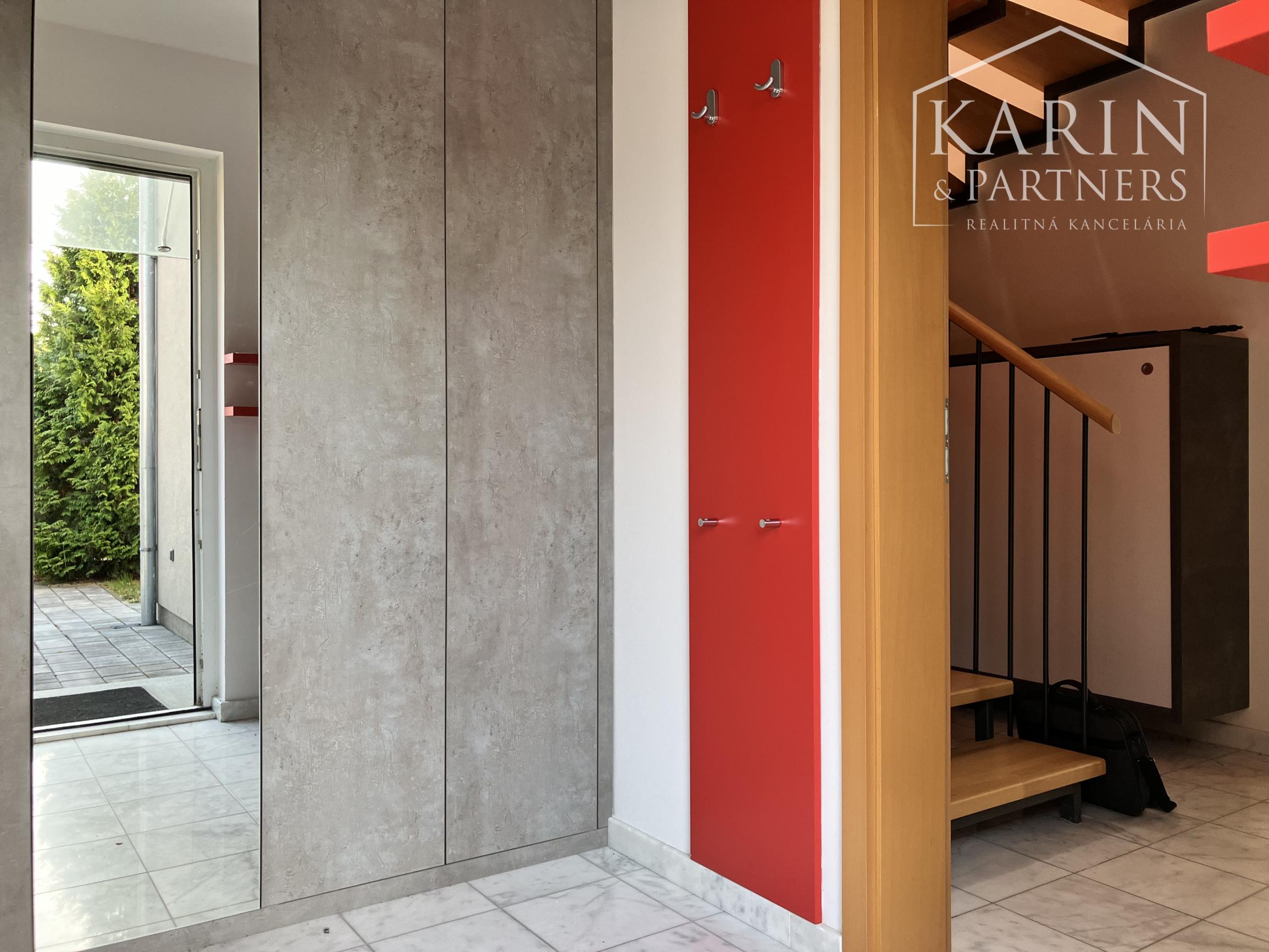 Slnečný RD Nová Dedinka - na predaj.