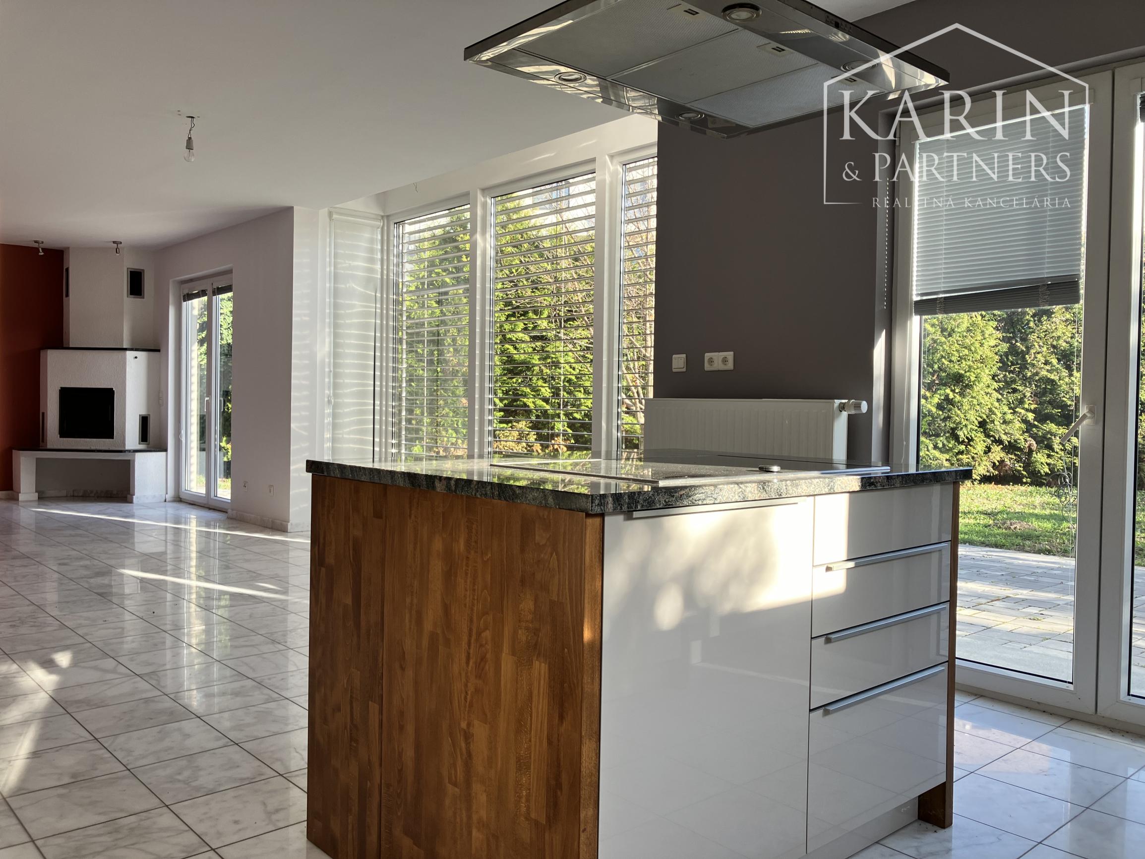 Slnečný RD Nová Dedinka - na predaj.