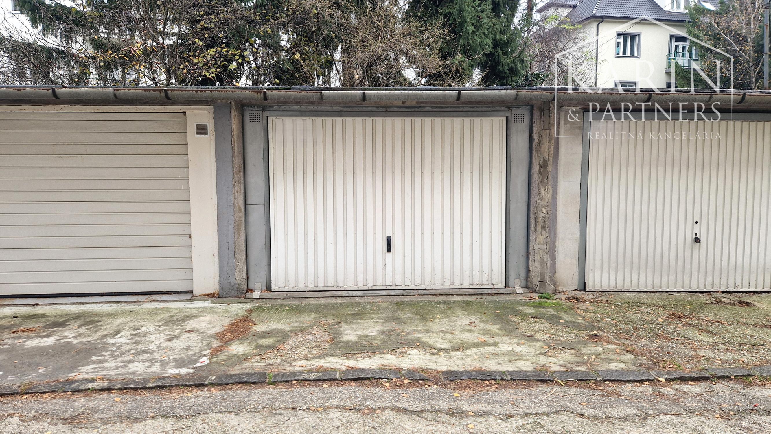 PRIESTRANNÝ 3I BYT S GARÁŽOU | HORSKÝ PARK | POTENCIÁL PREROBENIA NA 4I BYT