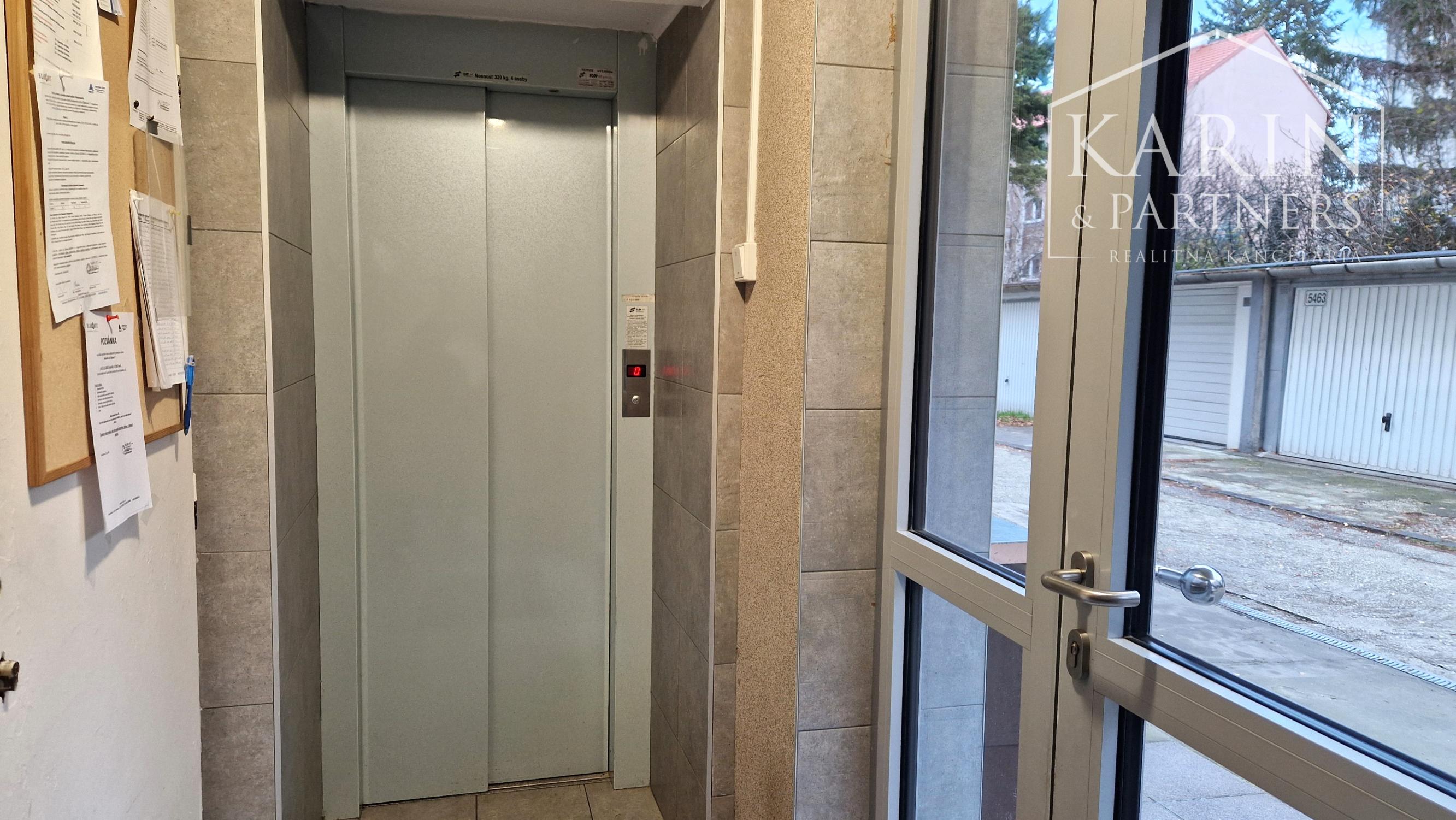 PRIESTRANNÝ 3I BYT S GARÁŽOU | HORSKÝ PARK | POTENCIÁL PREROBENIA NA 4I BYT