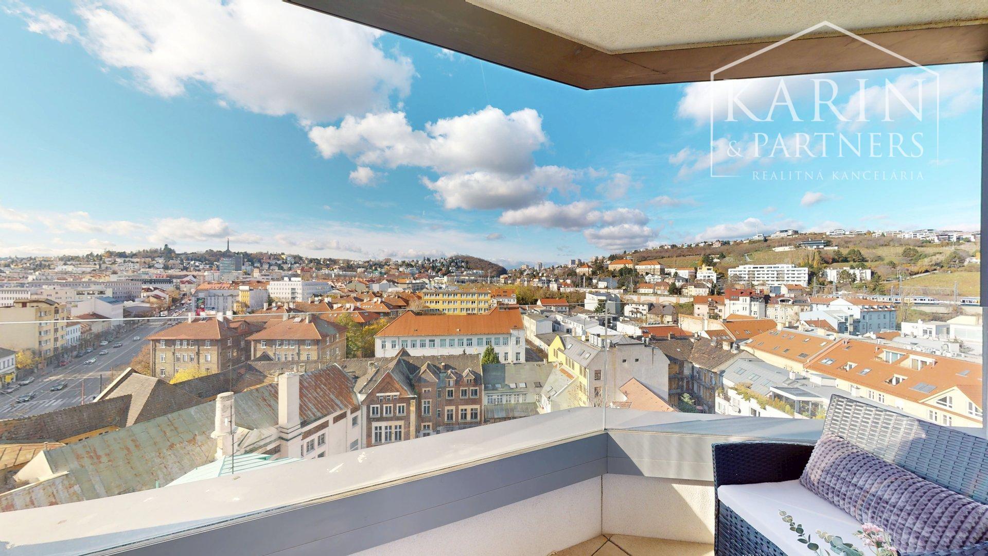 KOMPLETNE VKUSNE A KVALITNE ZARIADENÝ 2I BYT S LODŽIOU A GARÁŽOVÝM STOJISKOM