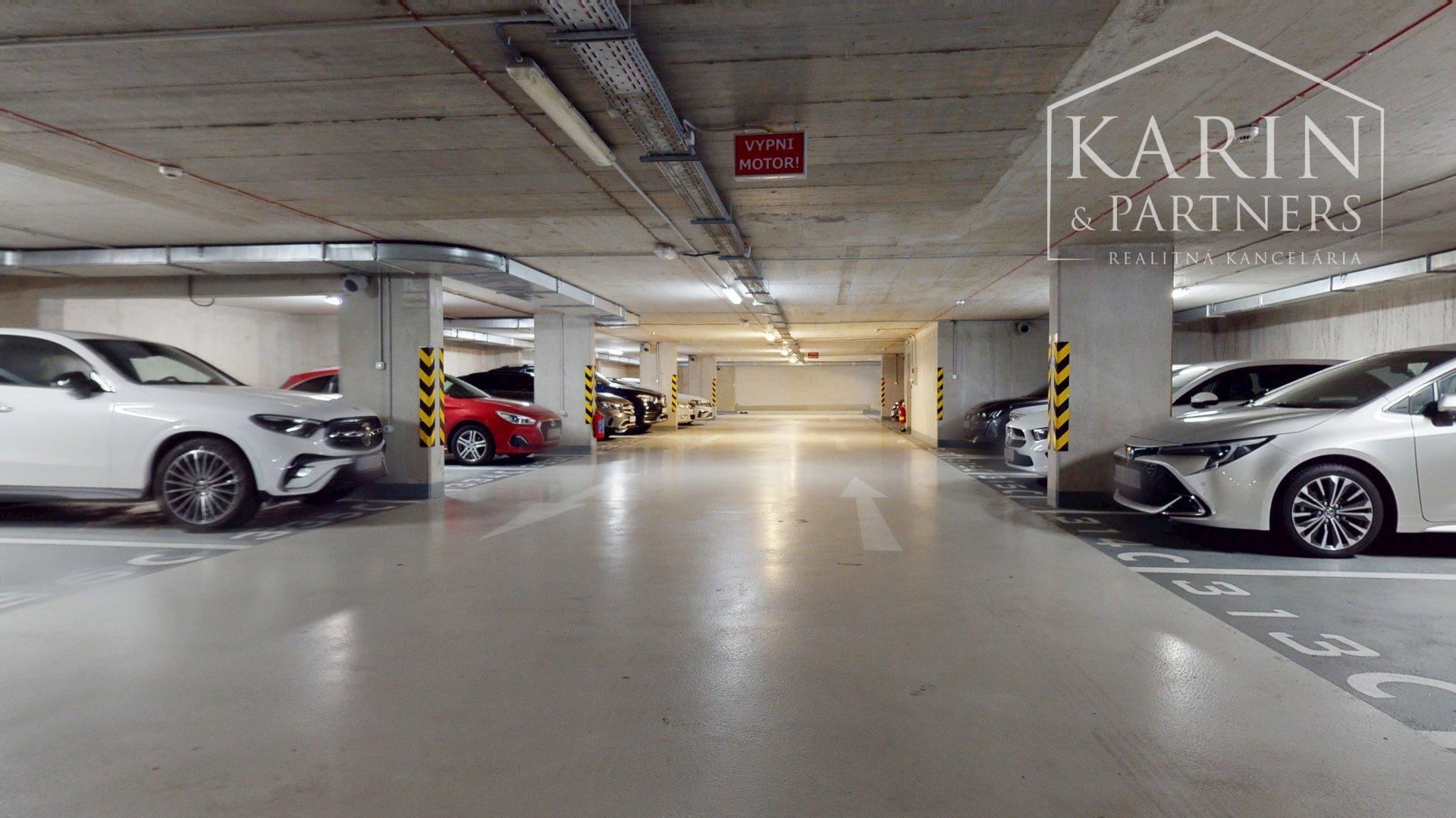 KOMPLETNE VKUSNE A KVALITNE ZARIADENÝ 2I BYT S LODŽIOU A GARÁŽOVÝM STOJISKOM