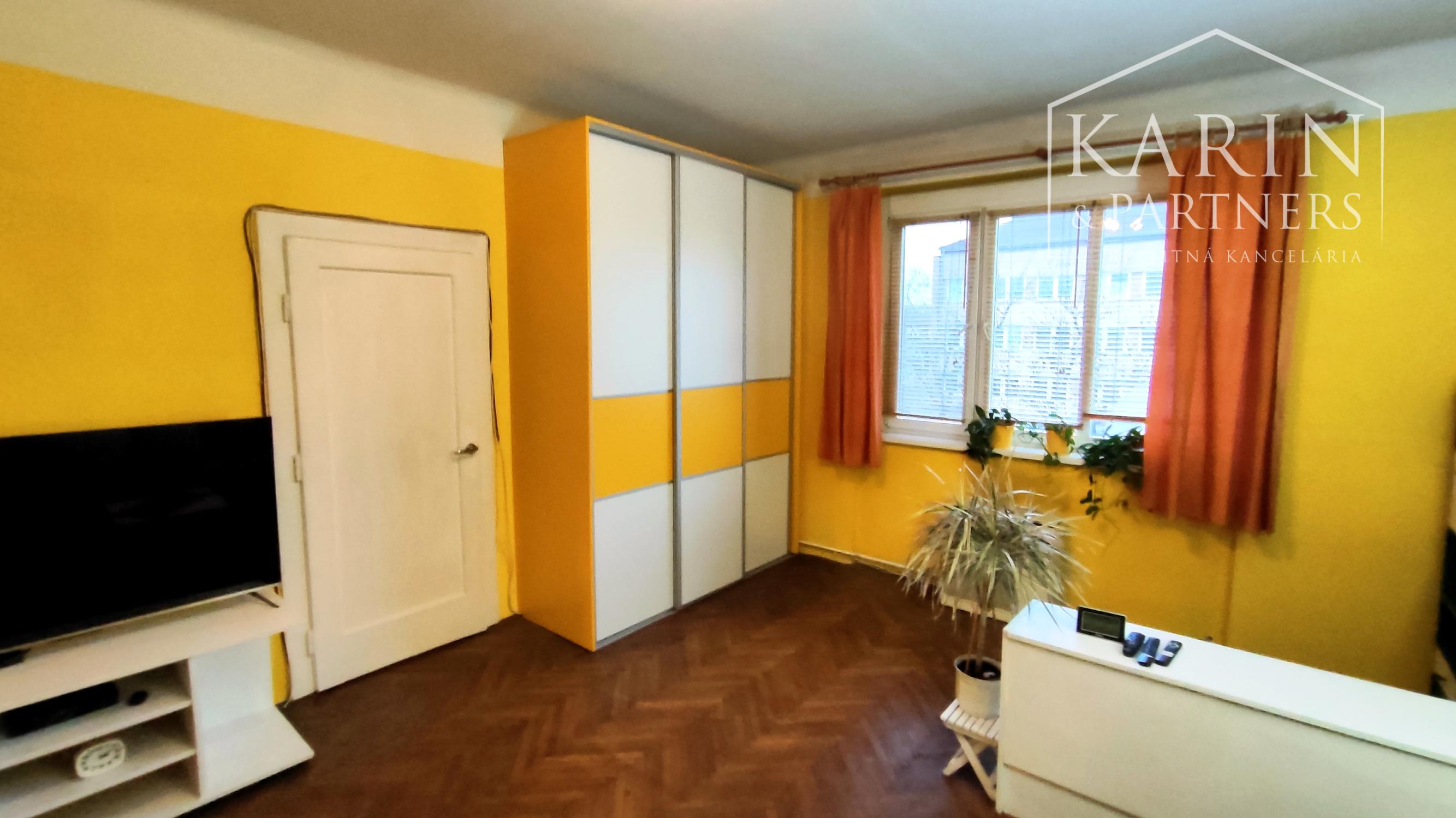 NA PRENÁJOM: 2 izbový byt, s výmerou 59m2 + terasa, NZ