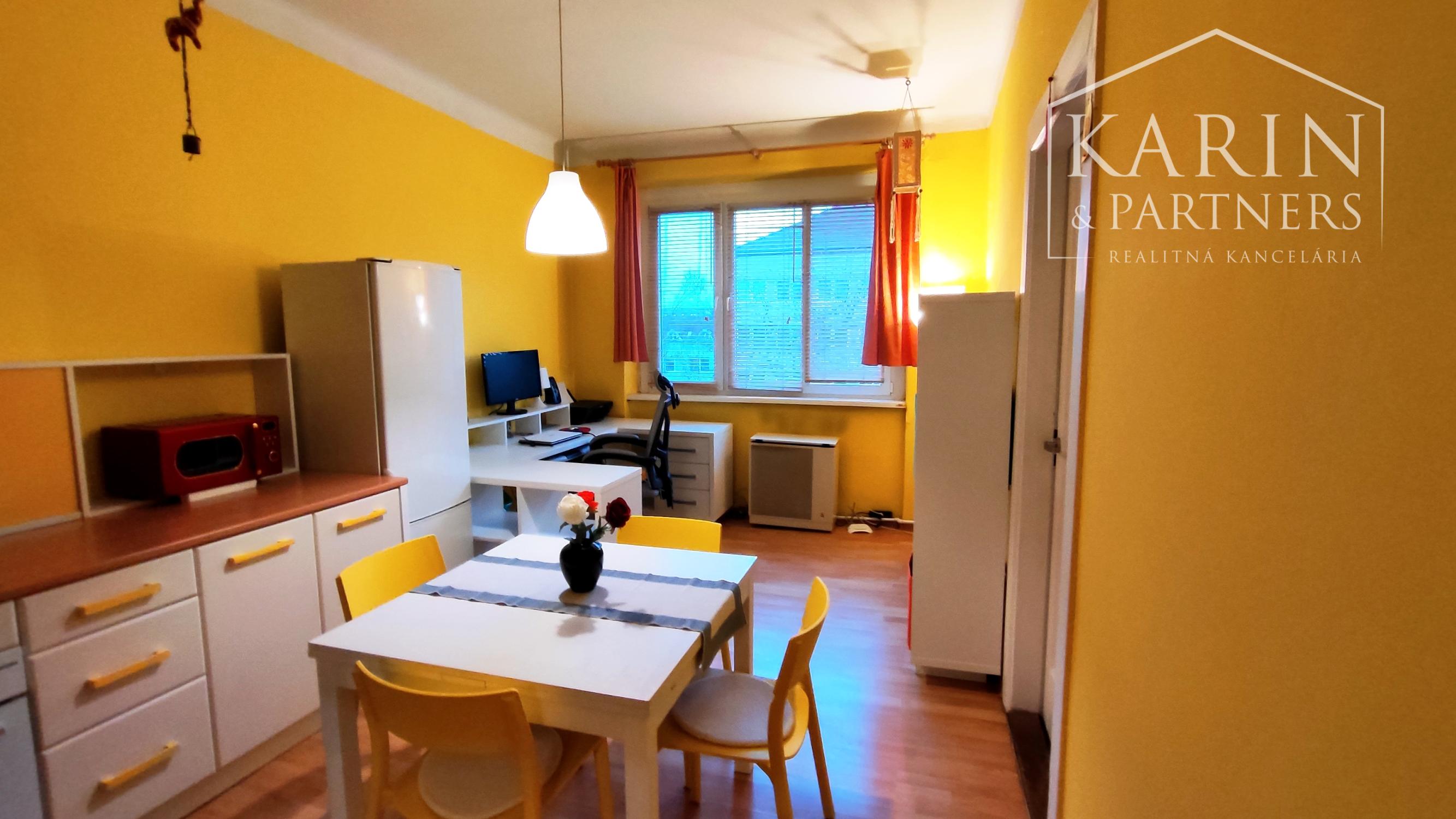 NA PRENÁJOM: 2 izbový byt, s výmerou 59m2 + terasa, NZ