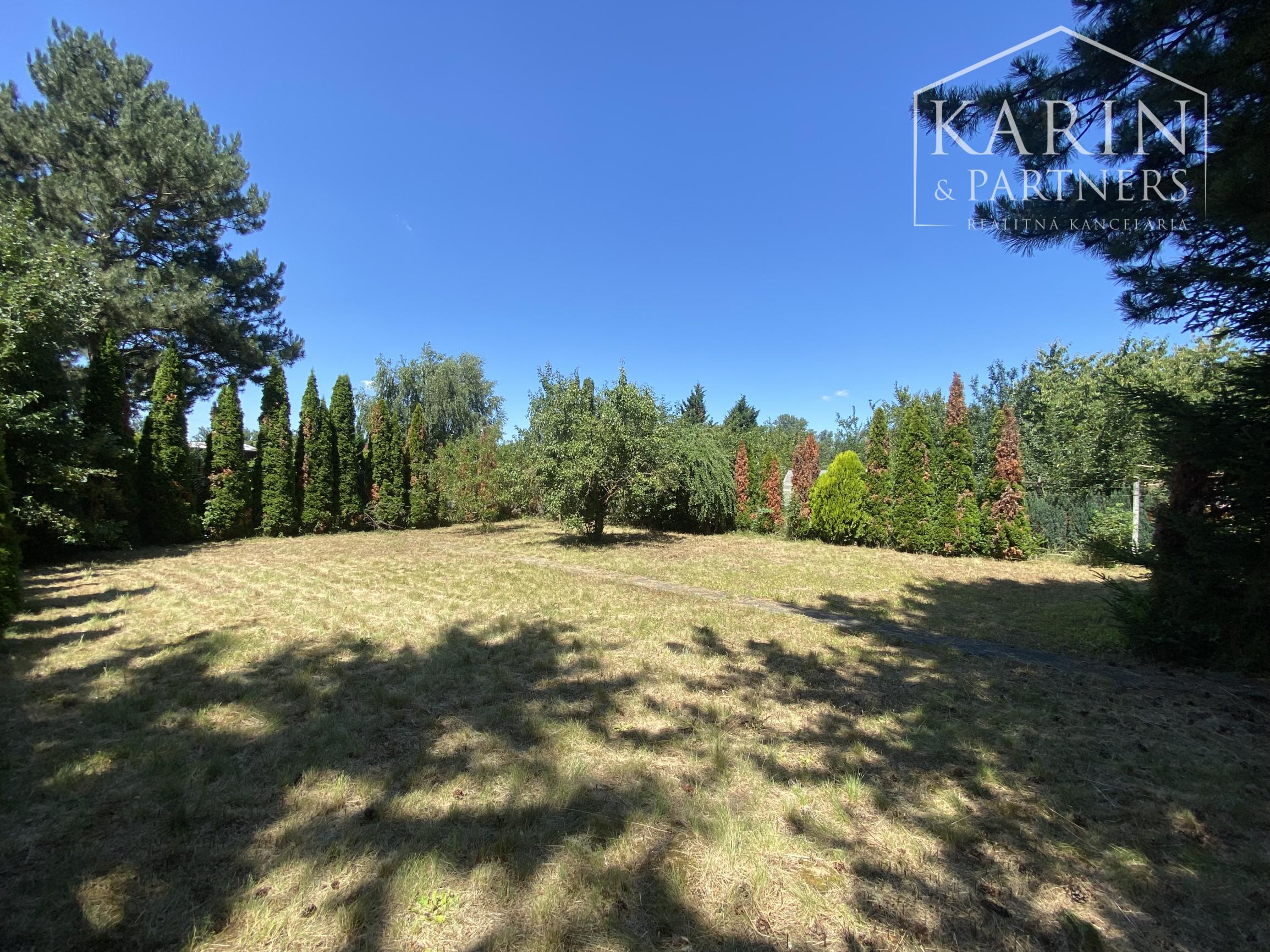 ZÁHRADA SEREĎ TOP LOKALITA  príroda, ticho, súkromie