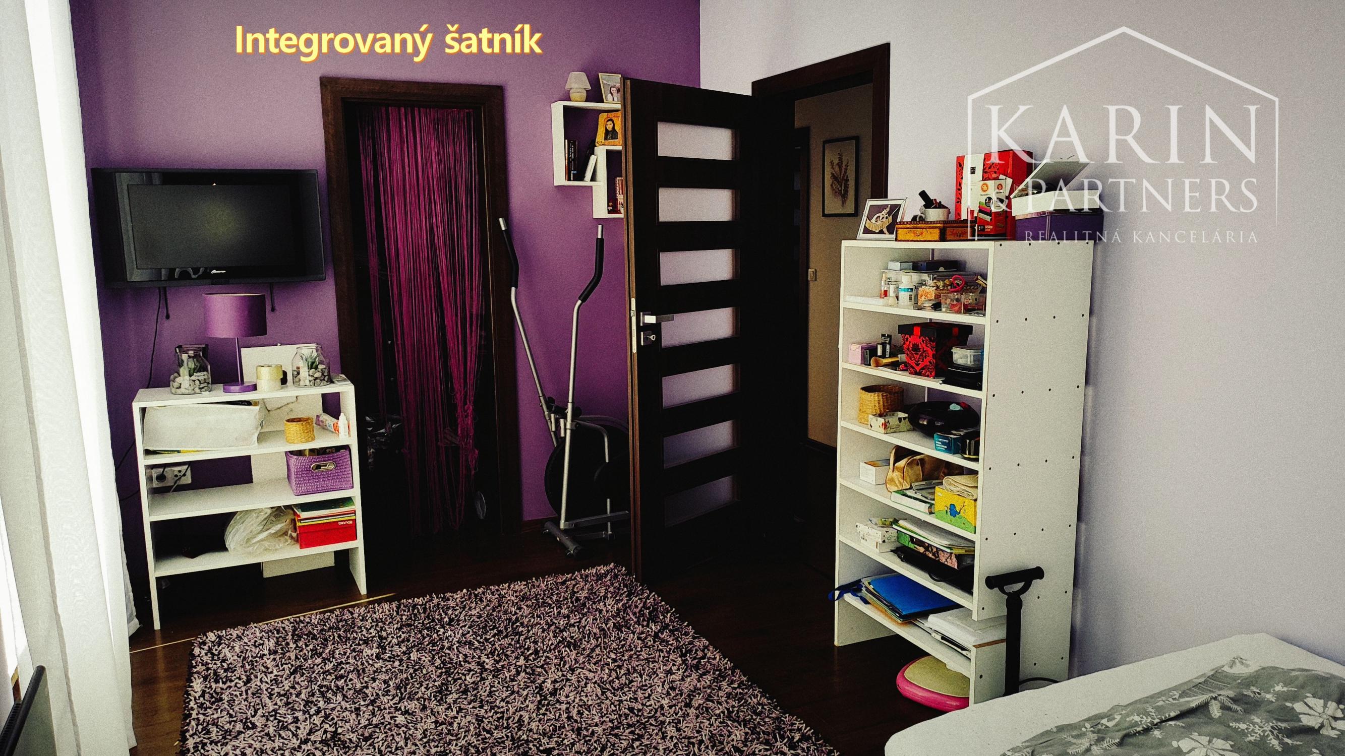 NA PREDAJ: Rodinný dom 5i, dvojgaráž, novostavba, Nové Zámky