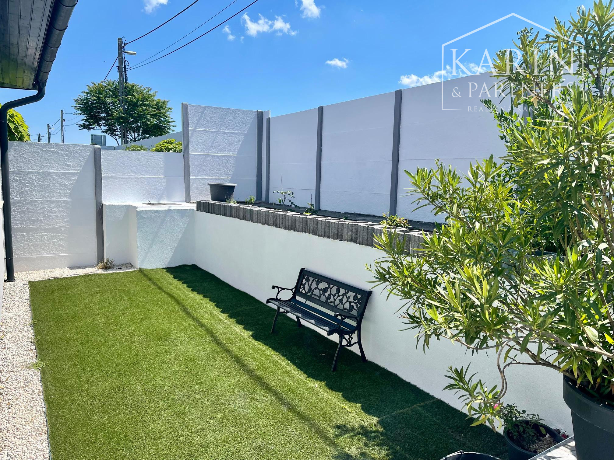 PREDAJ - PRÉMIOVÝ NÍZKOENERGETICKÝ DOM A+ V RAJKE - MAĎARSKO