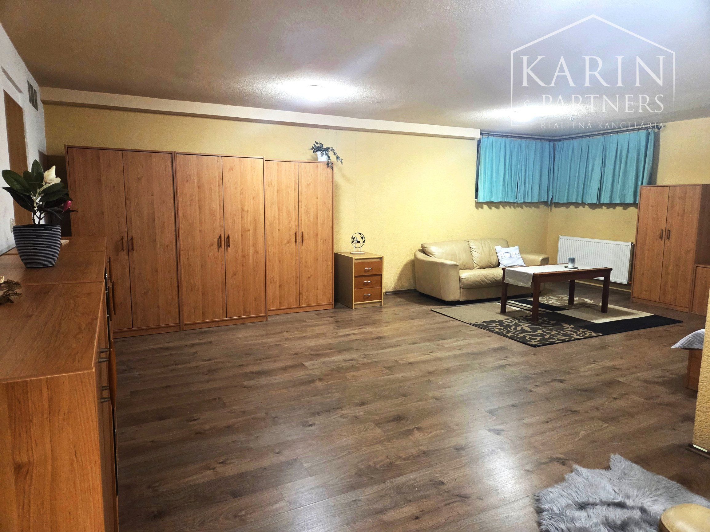 2 izbový byt v rodinnom dome, 90 m2, Ivanka pri Dunaji