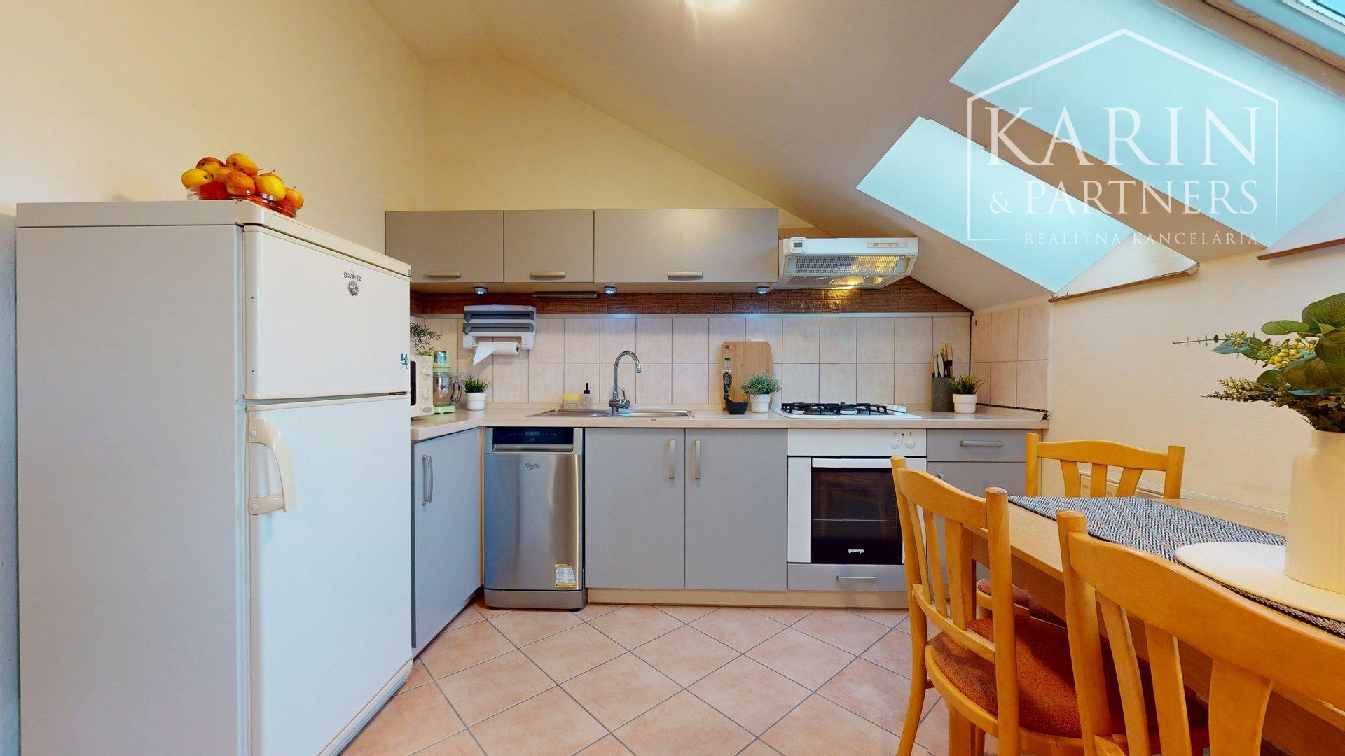 3-izbový byt s balkónom v centre obce Zohor | Školská ulica