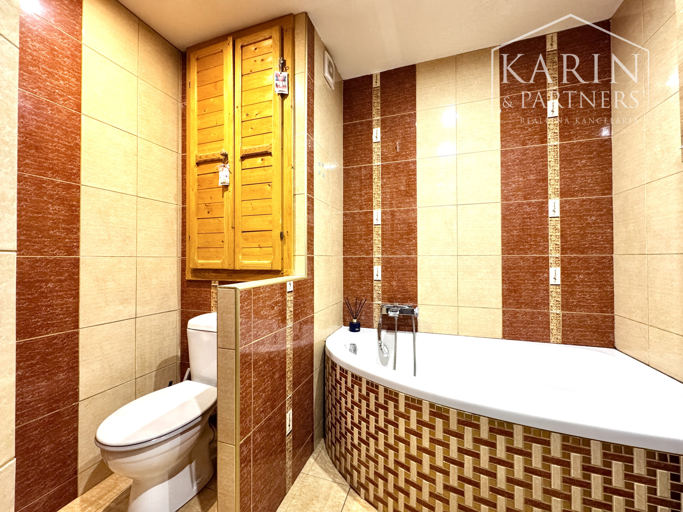 Väčší zrekonštruovaný 2-izbový byt s loggiou, Holíč - D. Rapanta