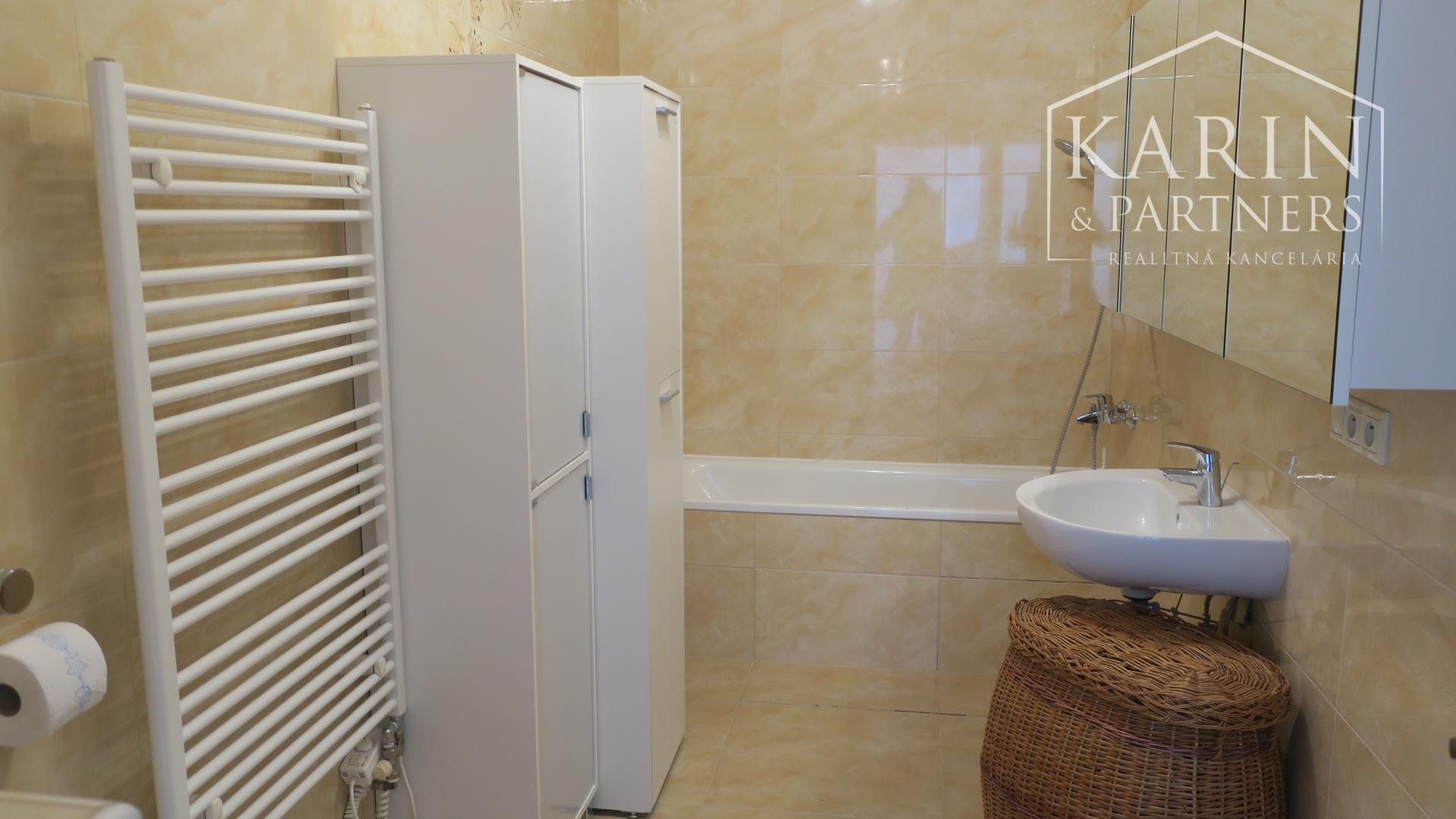 3 izbový RD na prenájom, Chorvátsky Grob